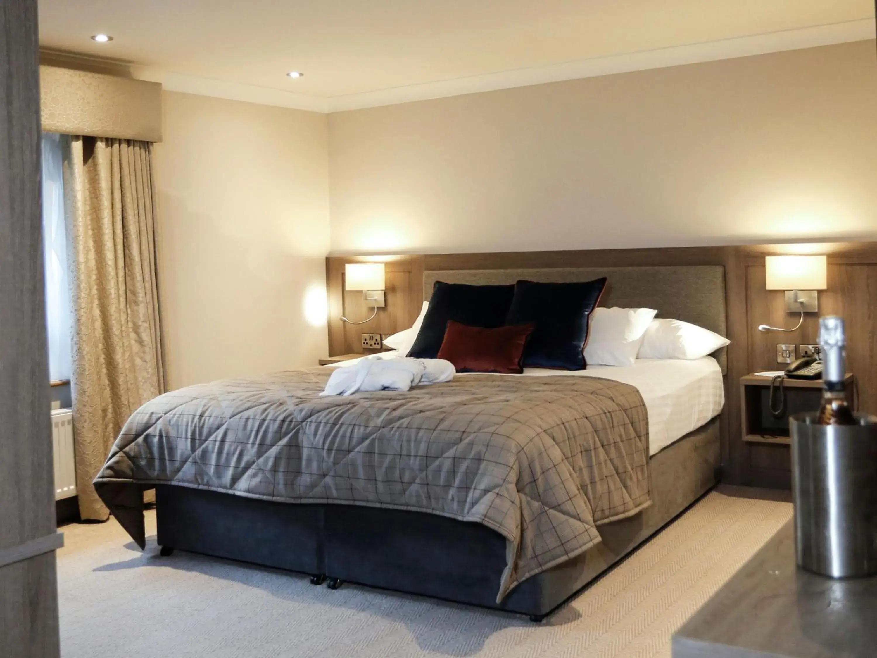 Superior Suite in Seagoe Hotel Superior Suite in Seagoe Hotel