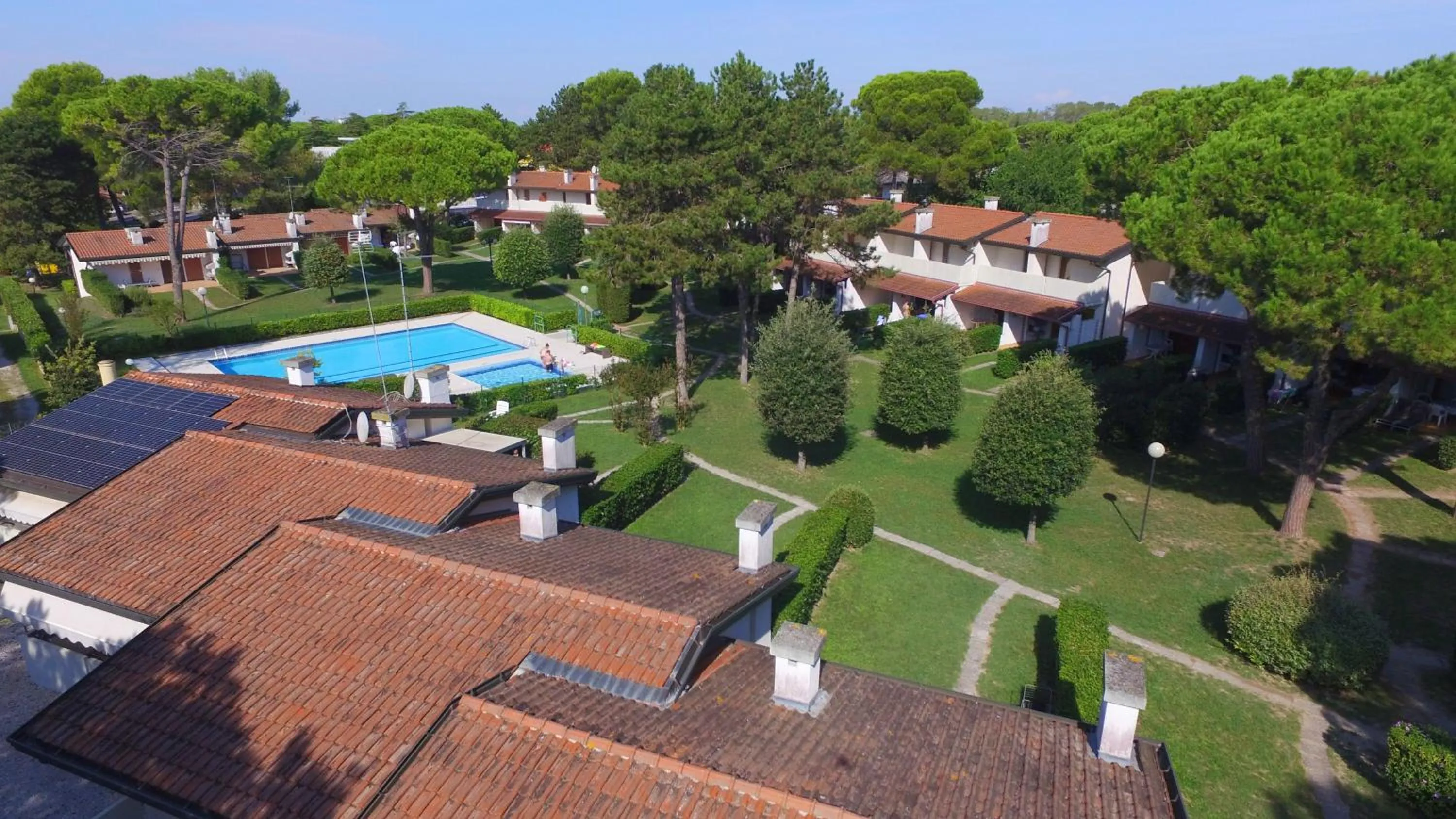 Property building in Villaggio Club dei Pini