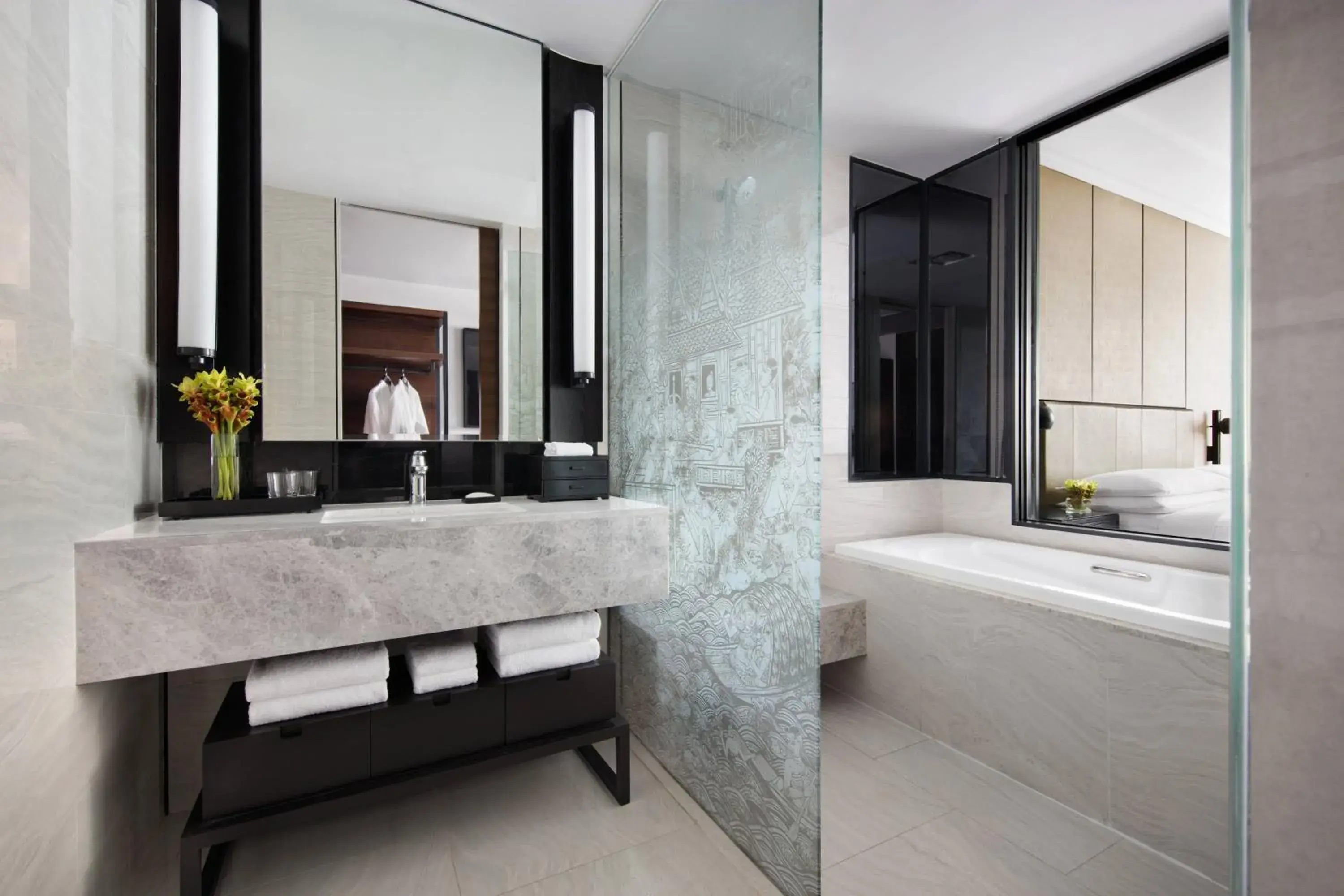 Premium Room - 2 Double Beds in Bangkok Marriott Hotel The Surawongse Premium Room - 2 Double Beds in Bangkok Marriott Hotel The Surawongse