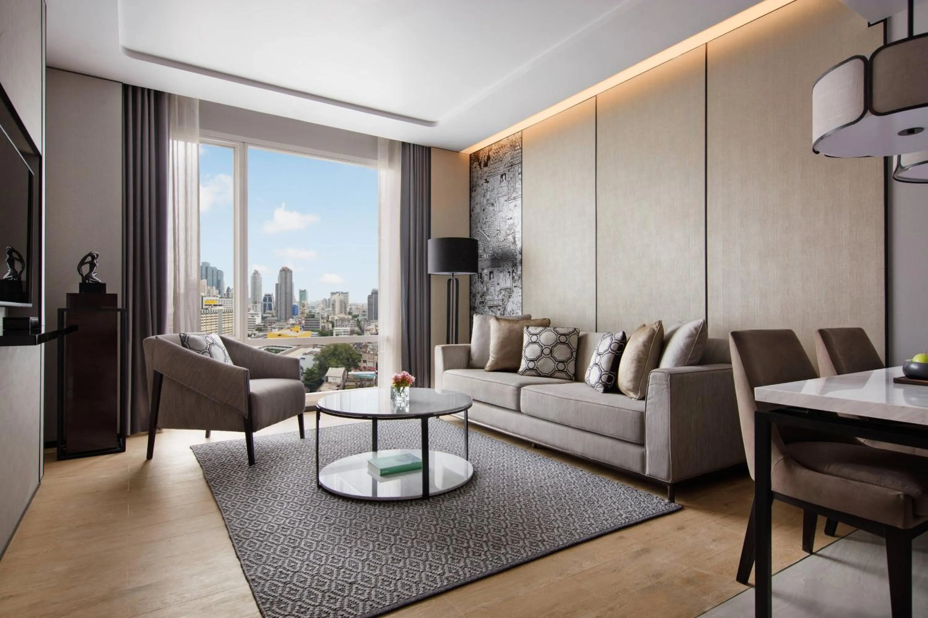 Living room in Bangkok Marriott Hotel The Surawongse