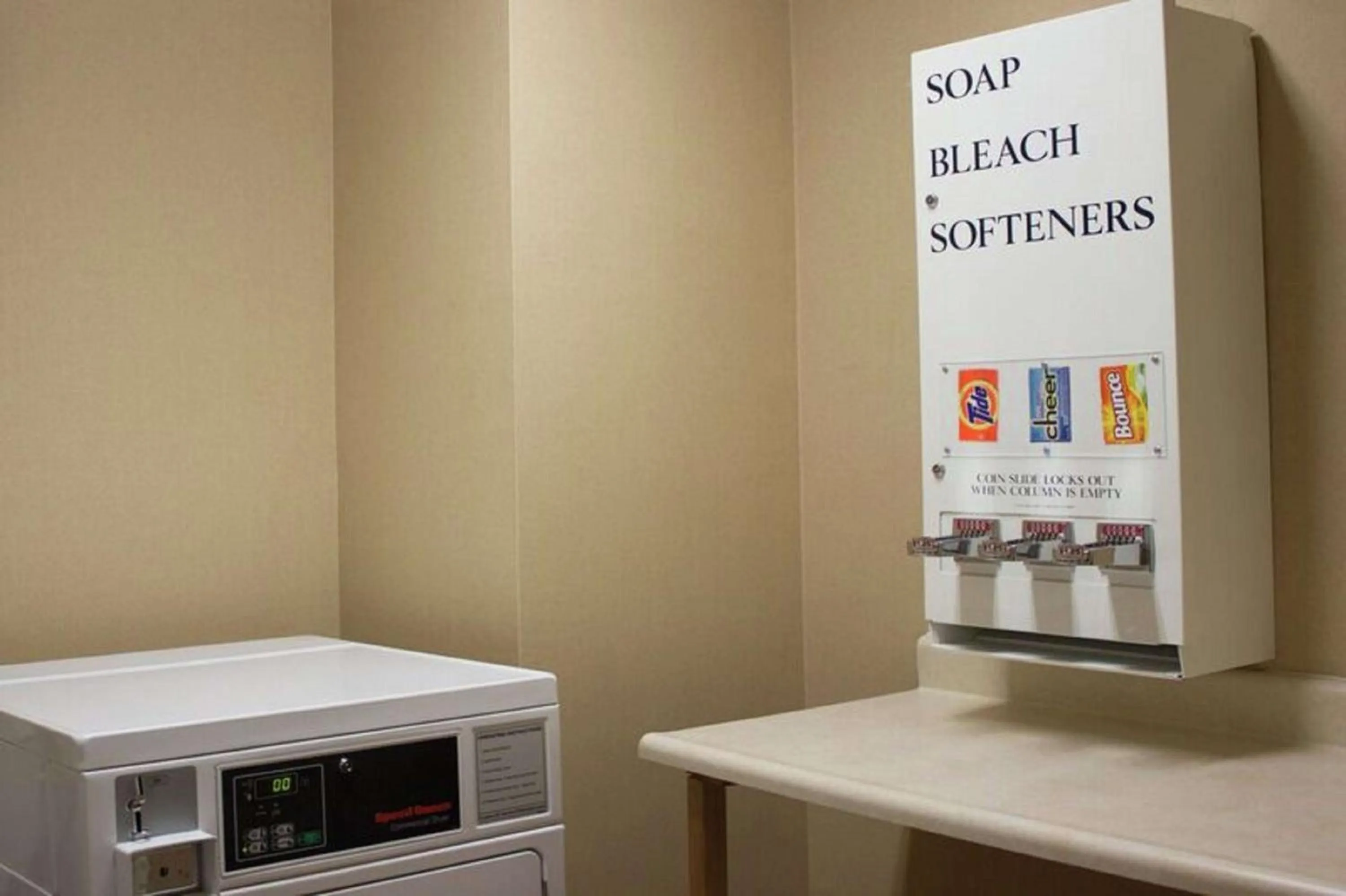 Property building in Hampton Inn Gallipolis