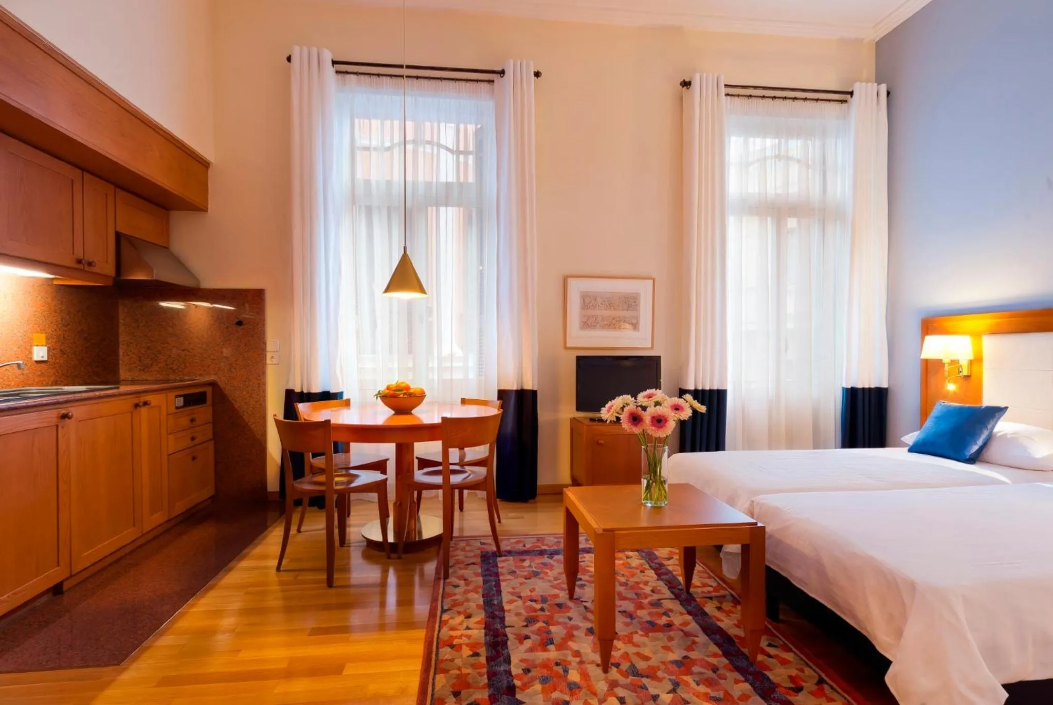 Kitchen or kitchenette, Bed in Hapimag Apartments Athens