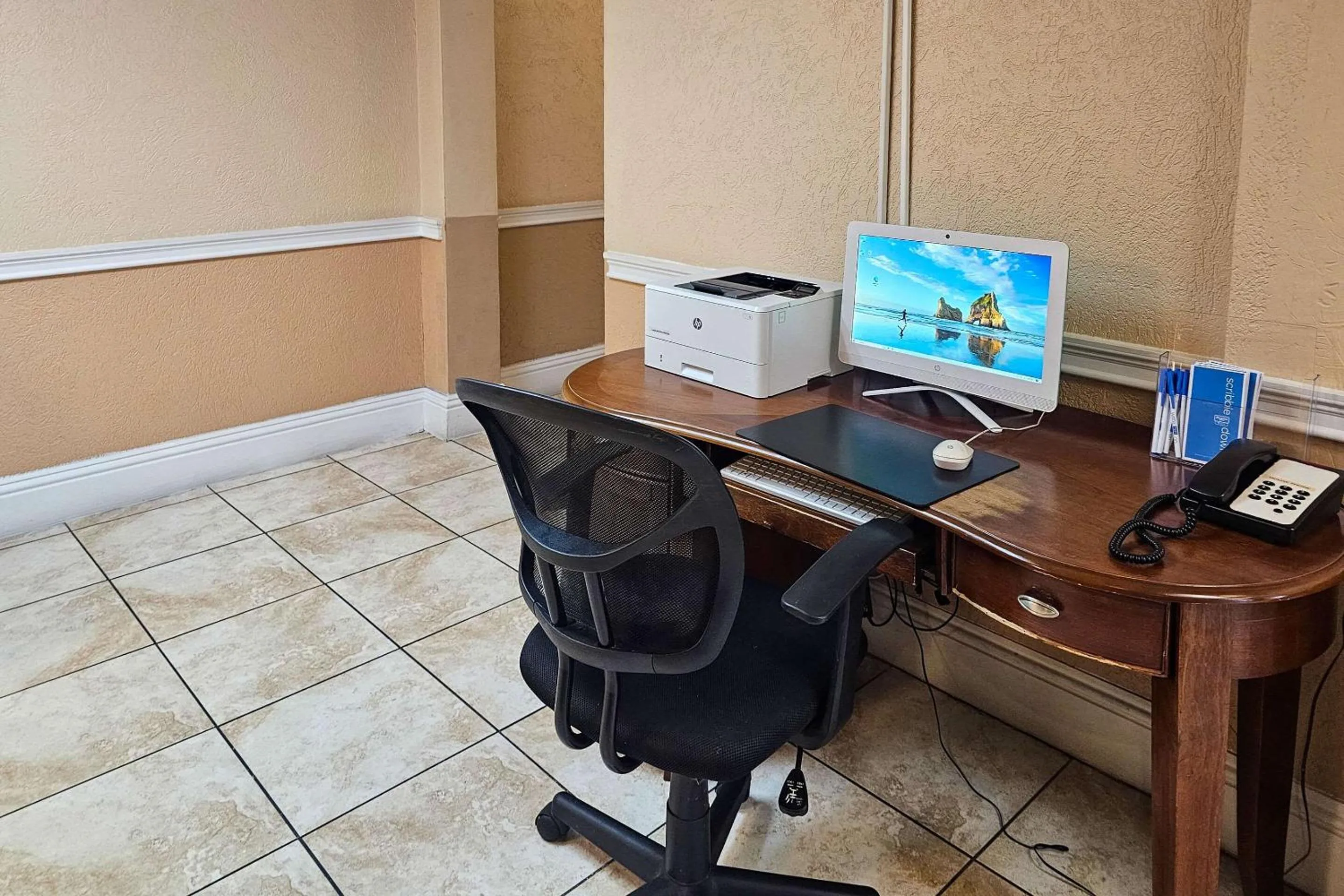 Business facilities in Travelodge by Wyndham Fort Myers
