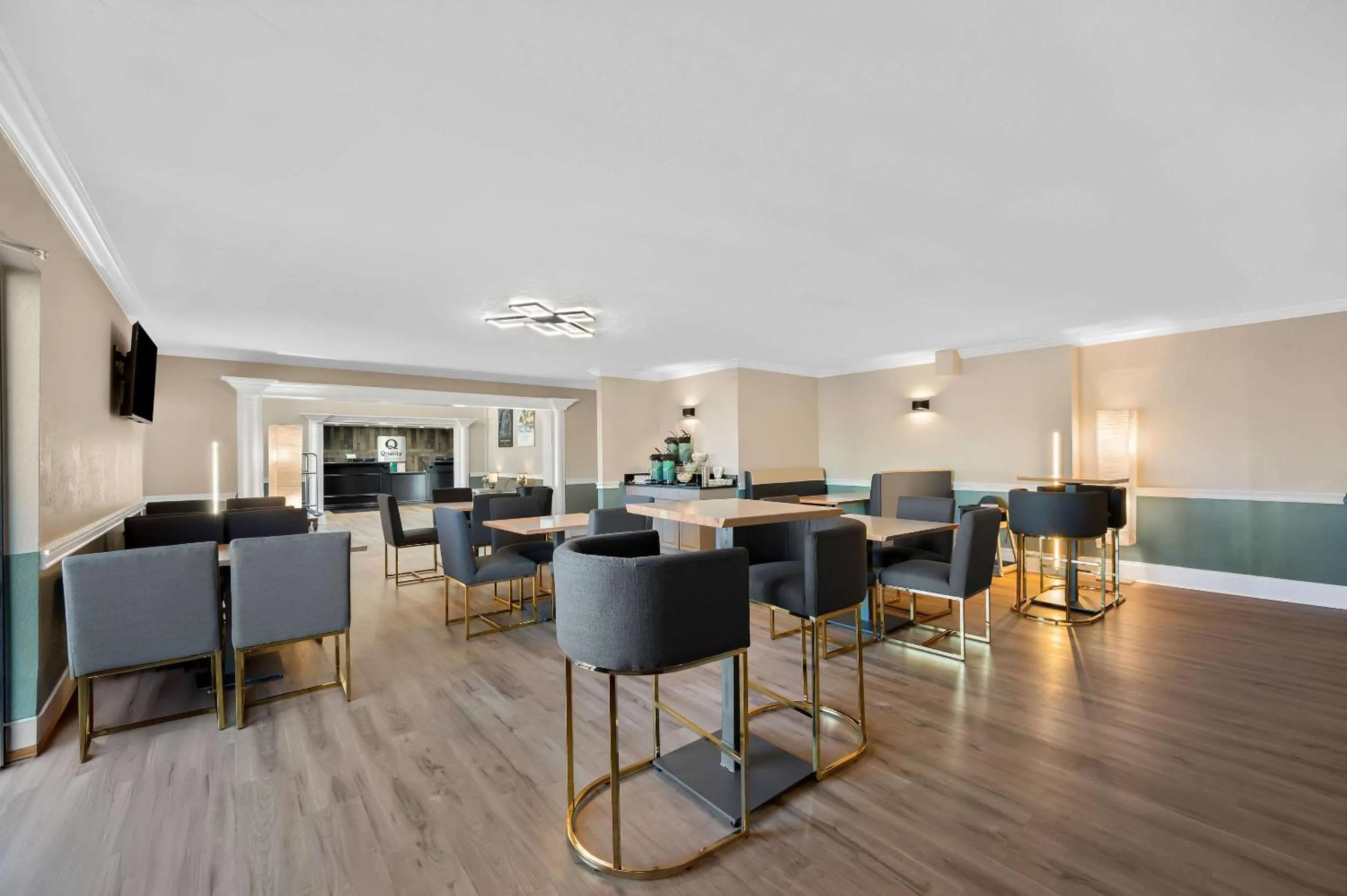 Breakfast in Quality Inn Fort Myers Cape Coral