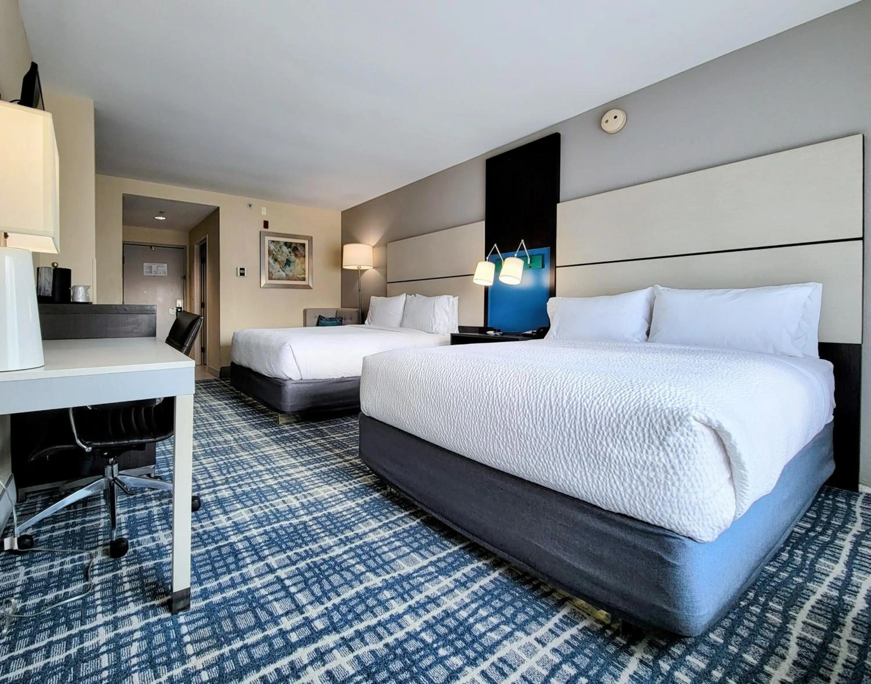 Bed in Holiday Inn - Belcamp - Aberdeen Area by IHG
