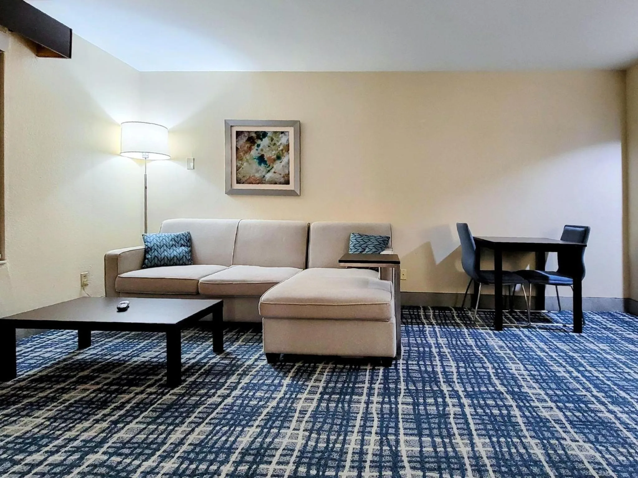 Photo of the whole room in Holiday Inn - Belcamp - Aberdeen Area by IHG