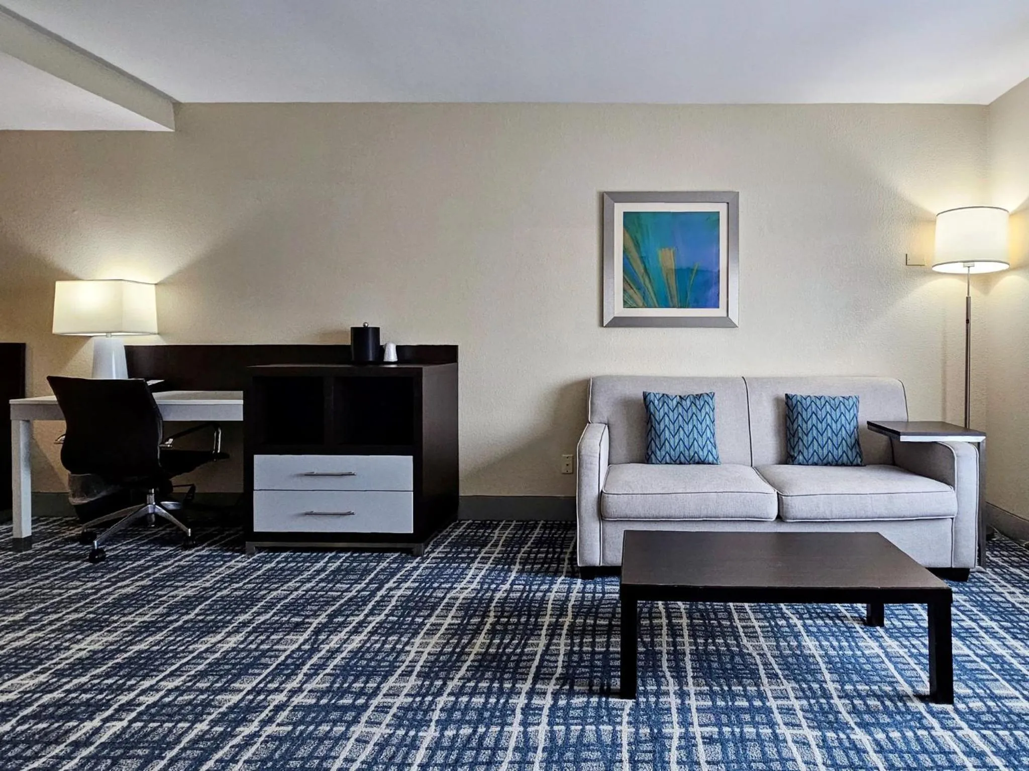 Photo of the whole room in Holiday Inn - Belcamp - Aberdeen Area by IHG