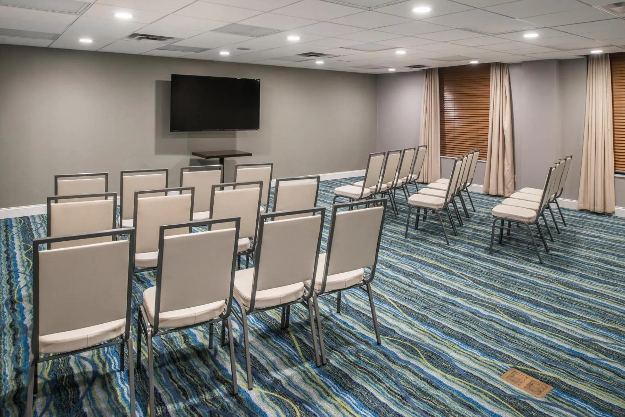 Meeting/conference room in Holiday Inn - Belcamp - Aberdeen Area by IHG
