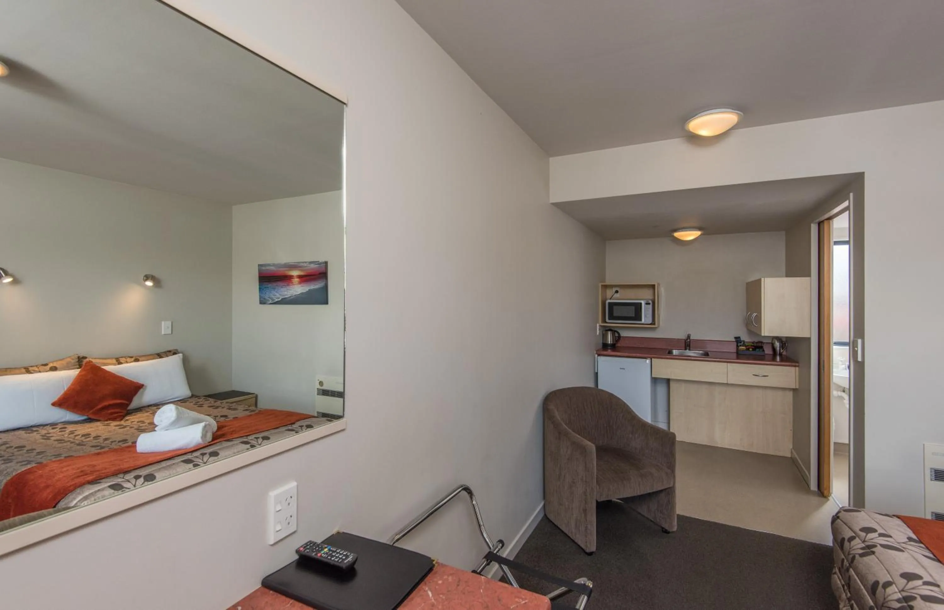 Coffee/tea facilities, Bed in Bella Vista Nelson