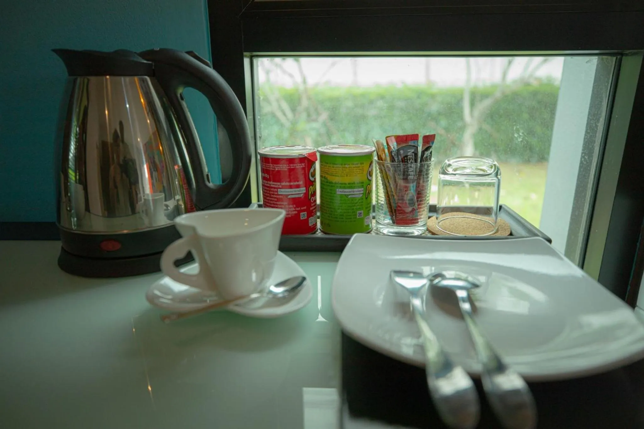 Coffee/tea facilities in Smart Hotel