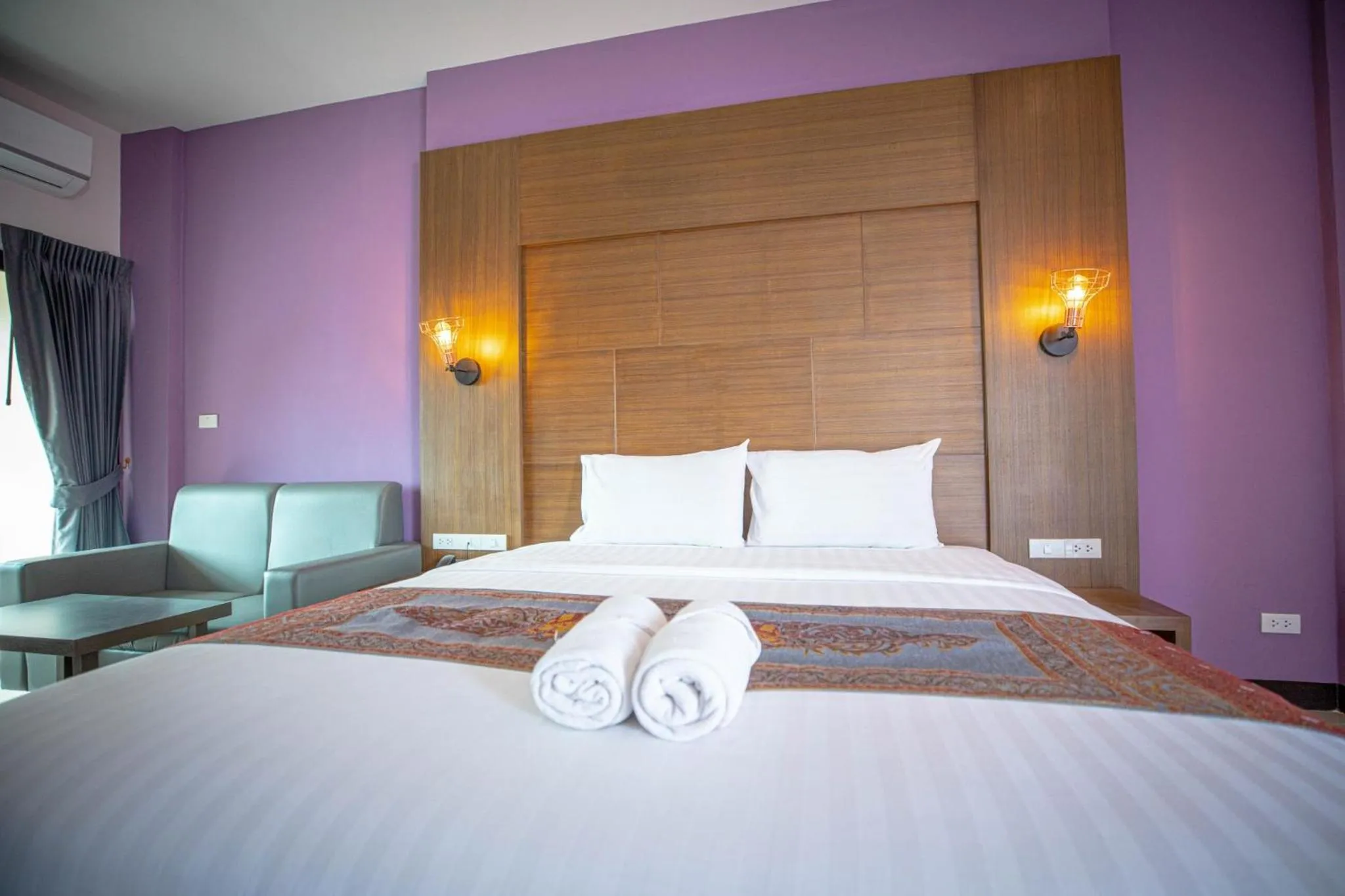 Bedroom, Bed in Smart Hotel