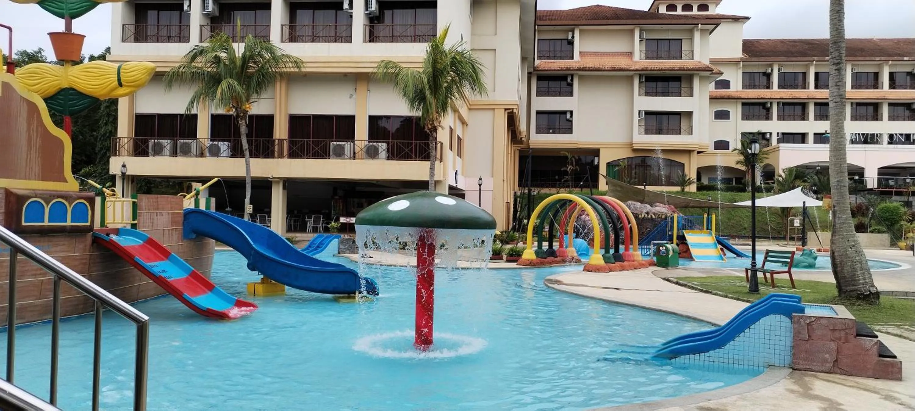 Aqua park in Amverton Heritage Resort
