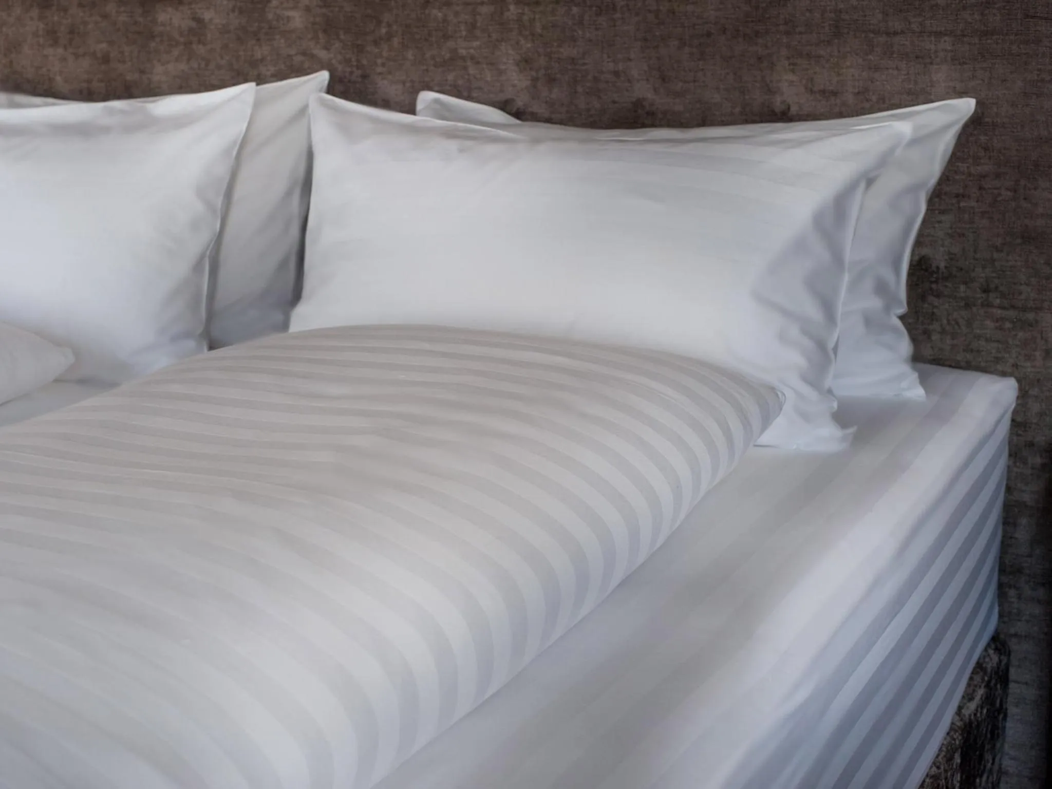 Decorative detail, Bed in arthausHOTEL