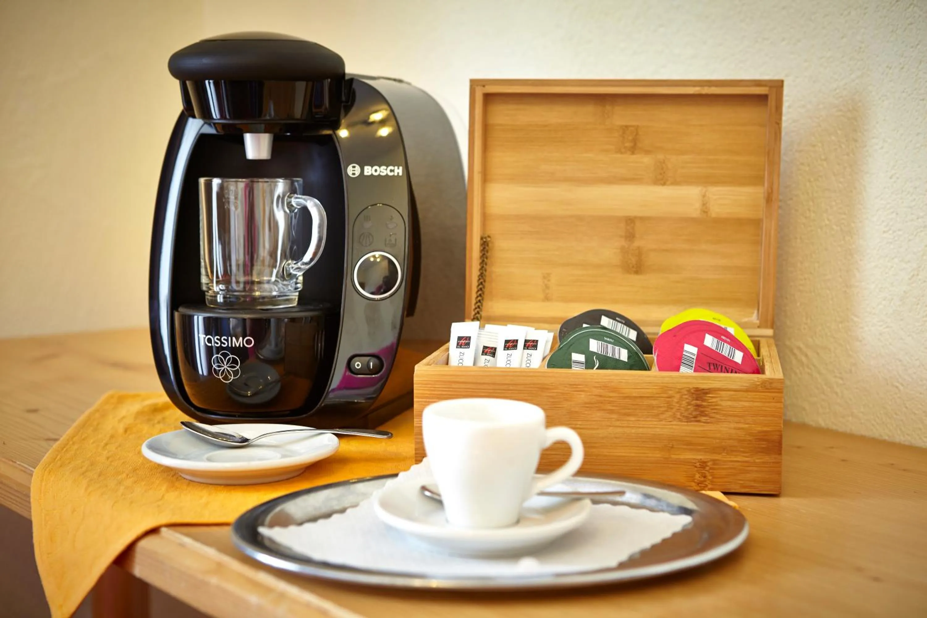 Coffee/tea facilities in Alpenhotel Rieger