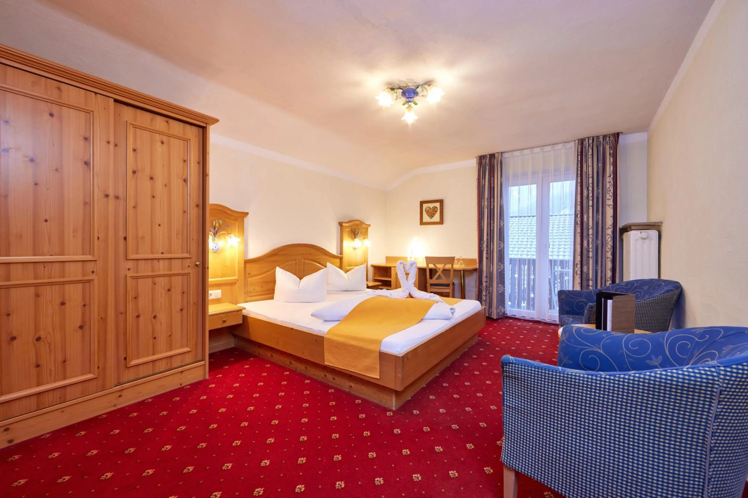 Bed in Alpenhotel Rieger