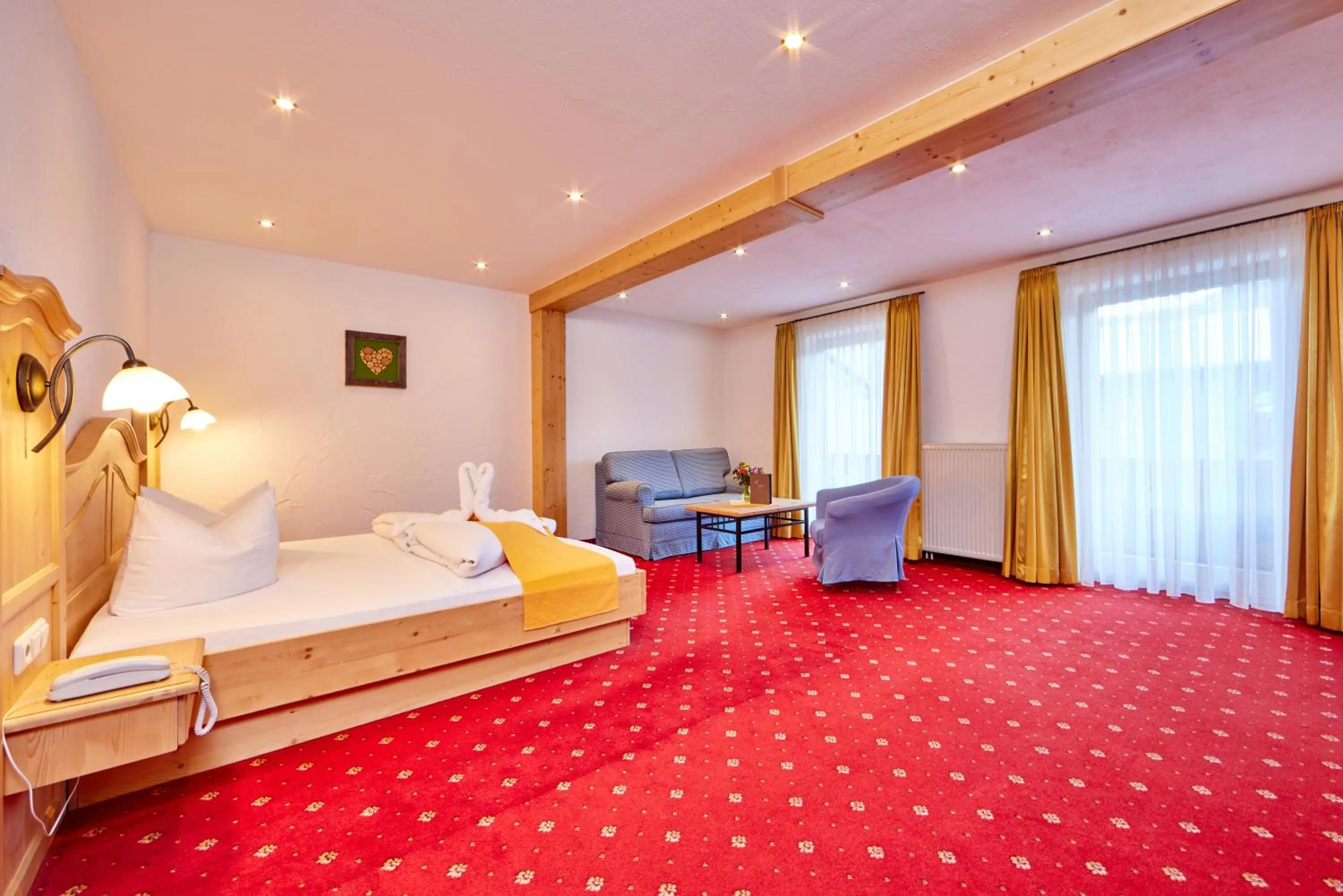 Photo of the whole room, Bed in Alpenhotel Rieger