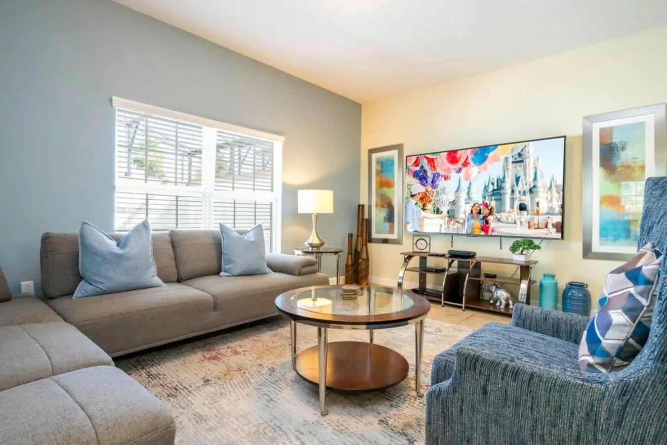 Five Bedrooms TownHome with Pool 4849