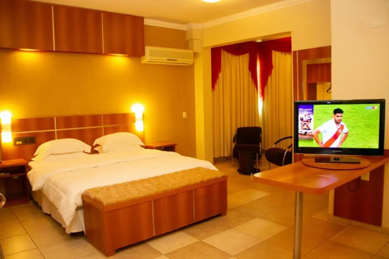 Deluxe Suite - single occupancy in Hotel Bernal Deluxe Suite - single occupancy in Hotel Bernal