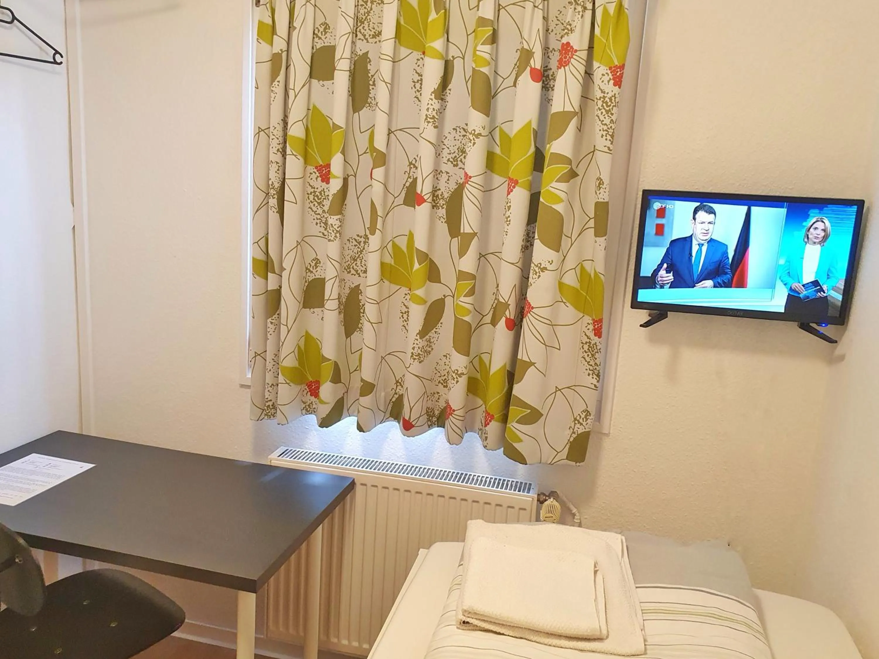 Bed in Aparthotel Jonas