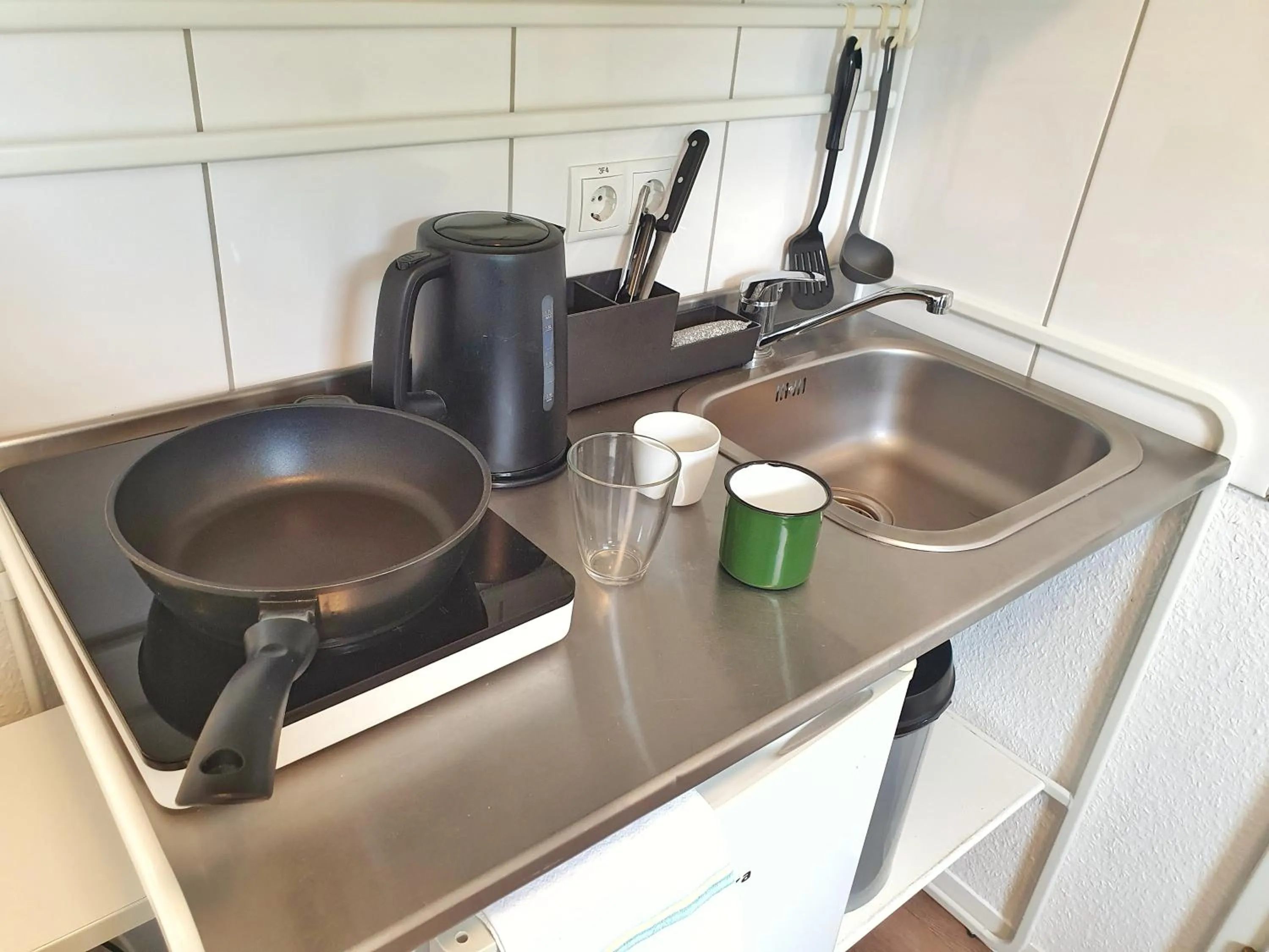 Kitchen or kitchenette in Aparthotel Jonas