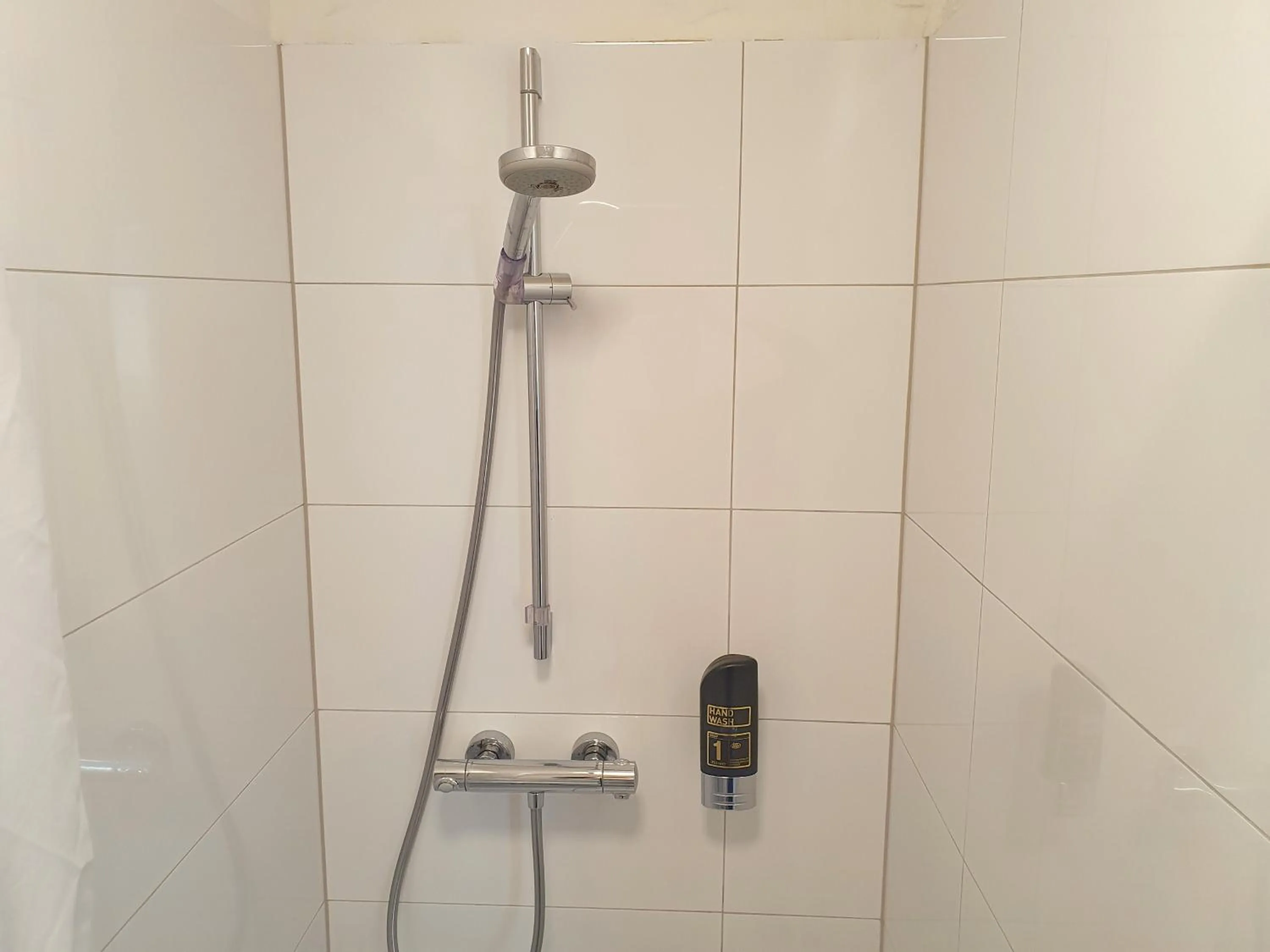 Shower in Aparthotel Jonas