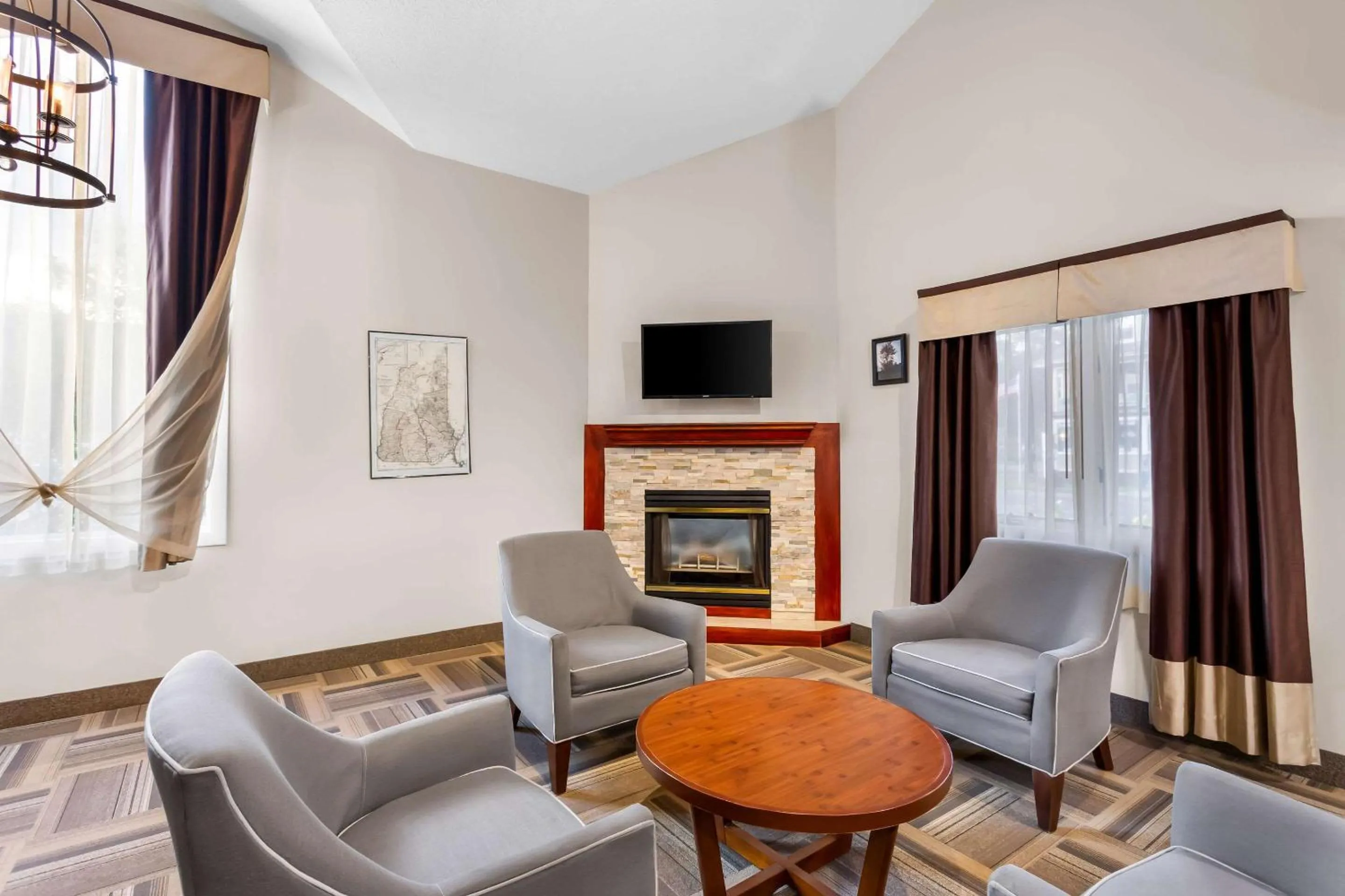 Lobby or reception in Quality Inn & Suites Gorham Riverside