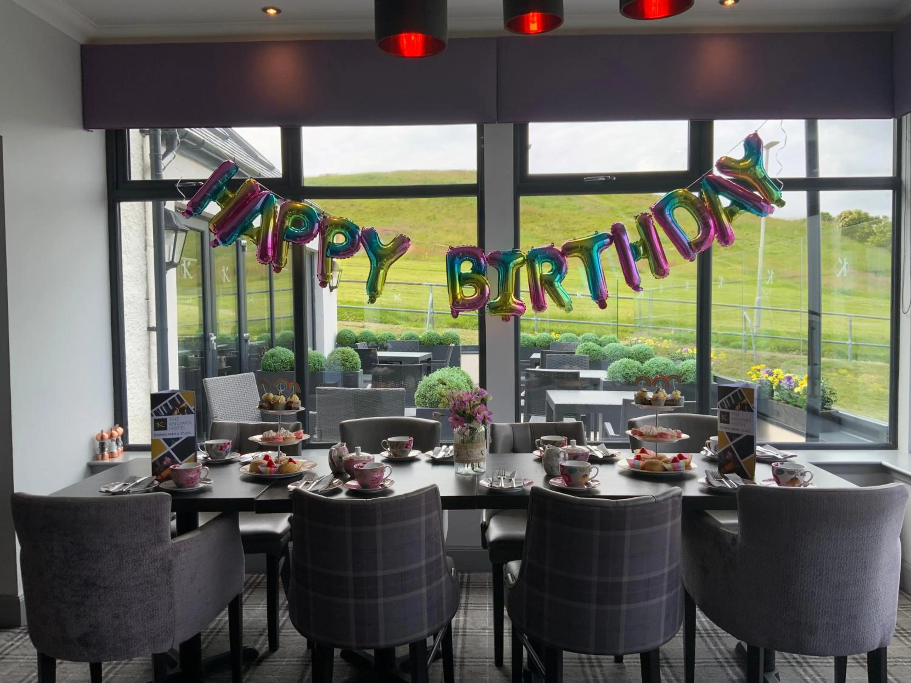 Restaurant/places to eat in The Knowes Hotel & Restaurant