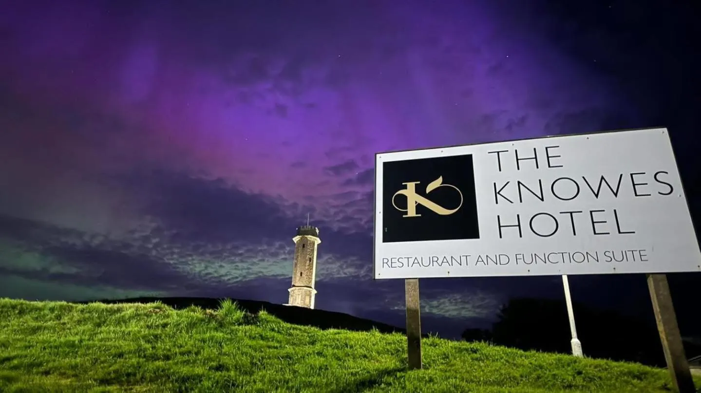 The Knowes Hotel & Restaurant