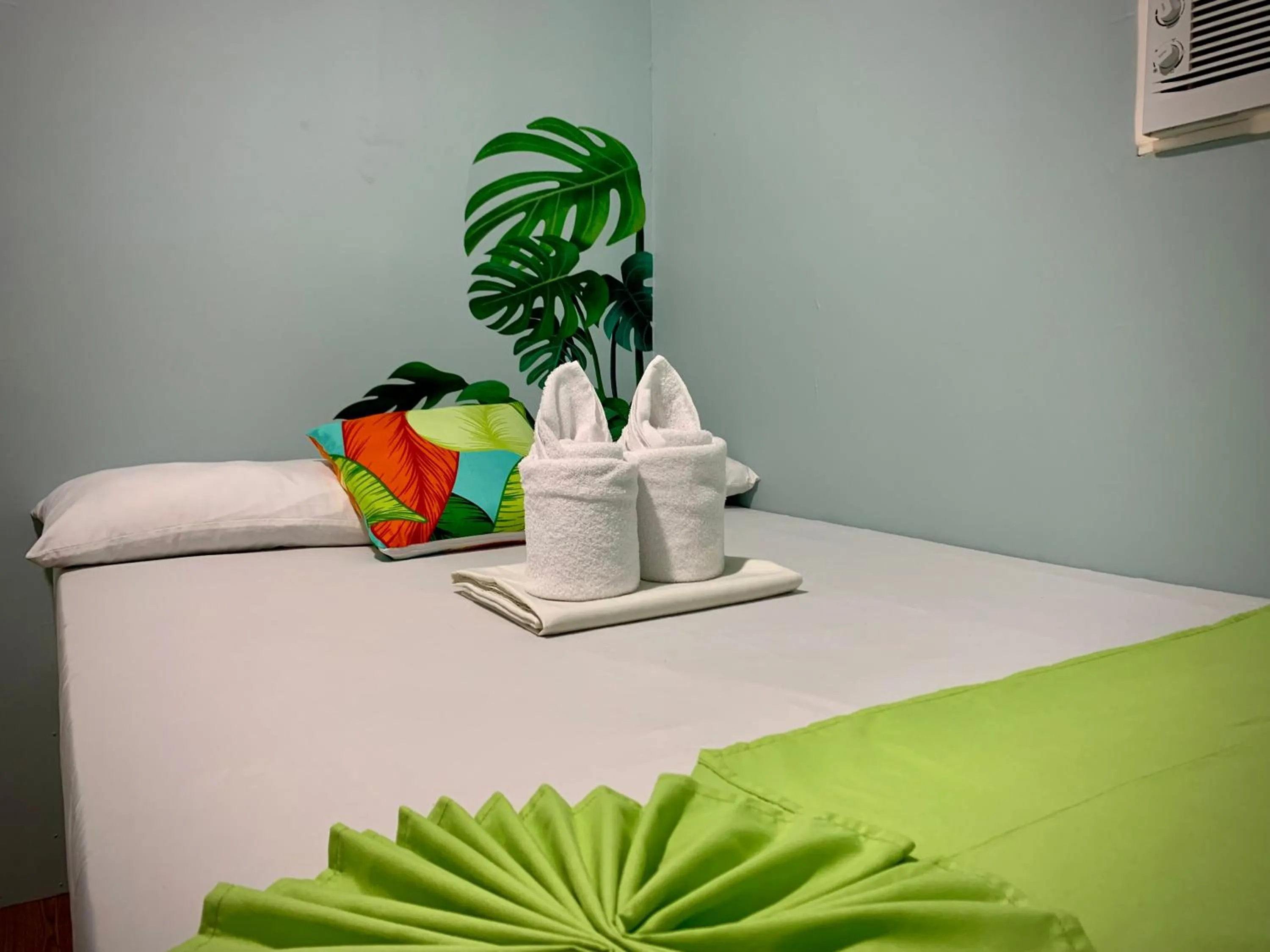 Bed in Old Parola Seaside Inn