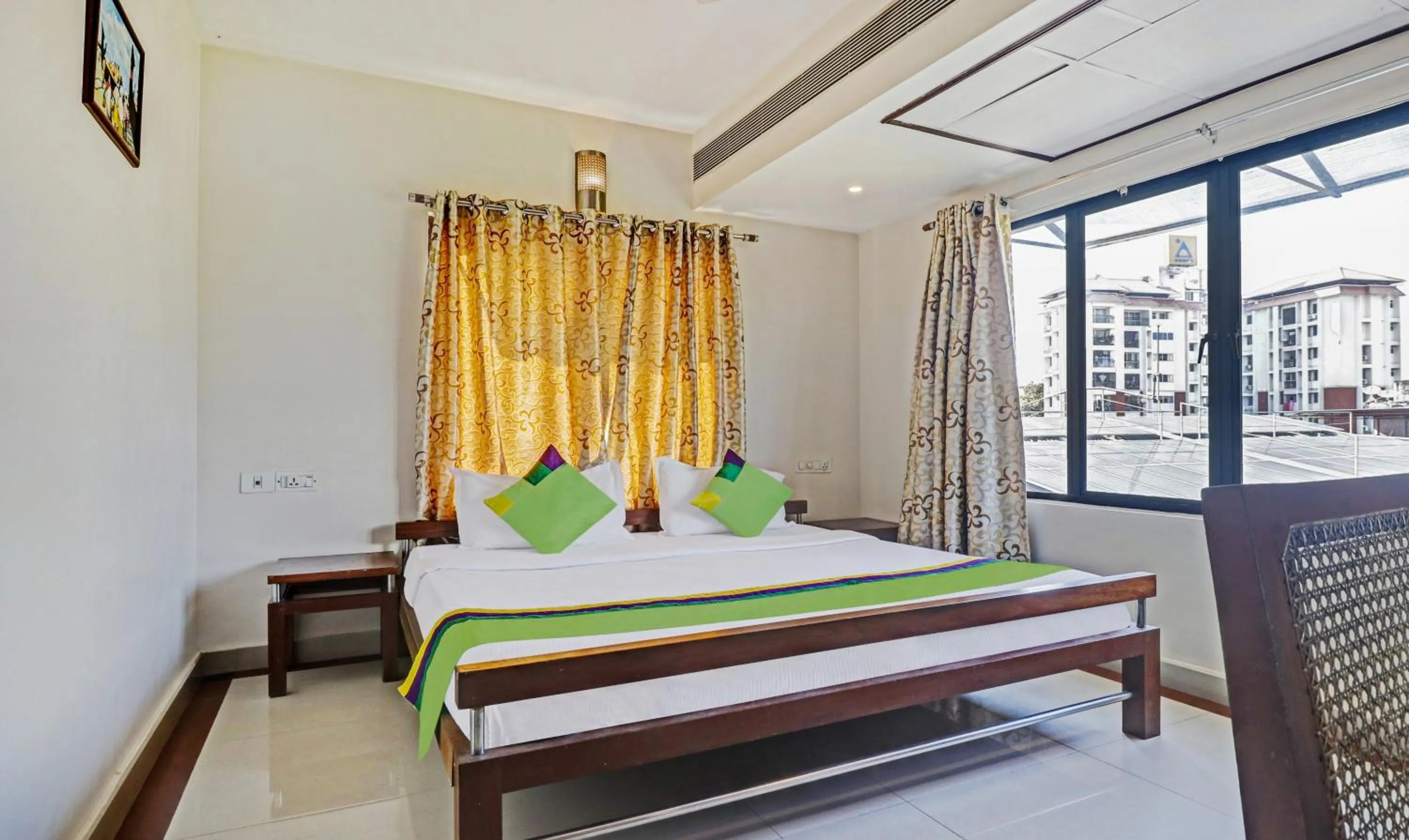 Bedroom, Bed in Treebo Time Square Marine Drive