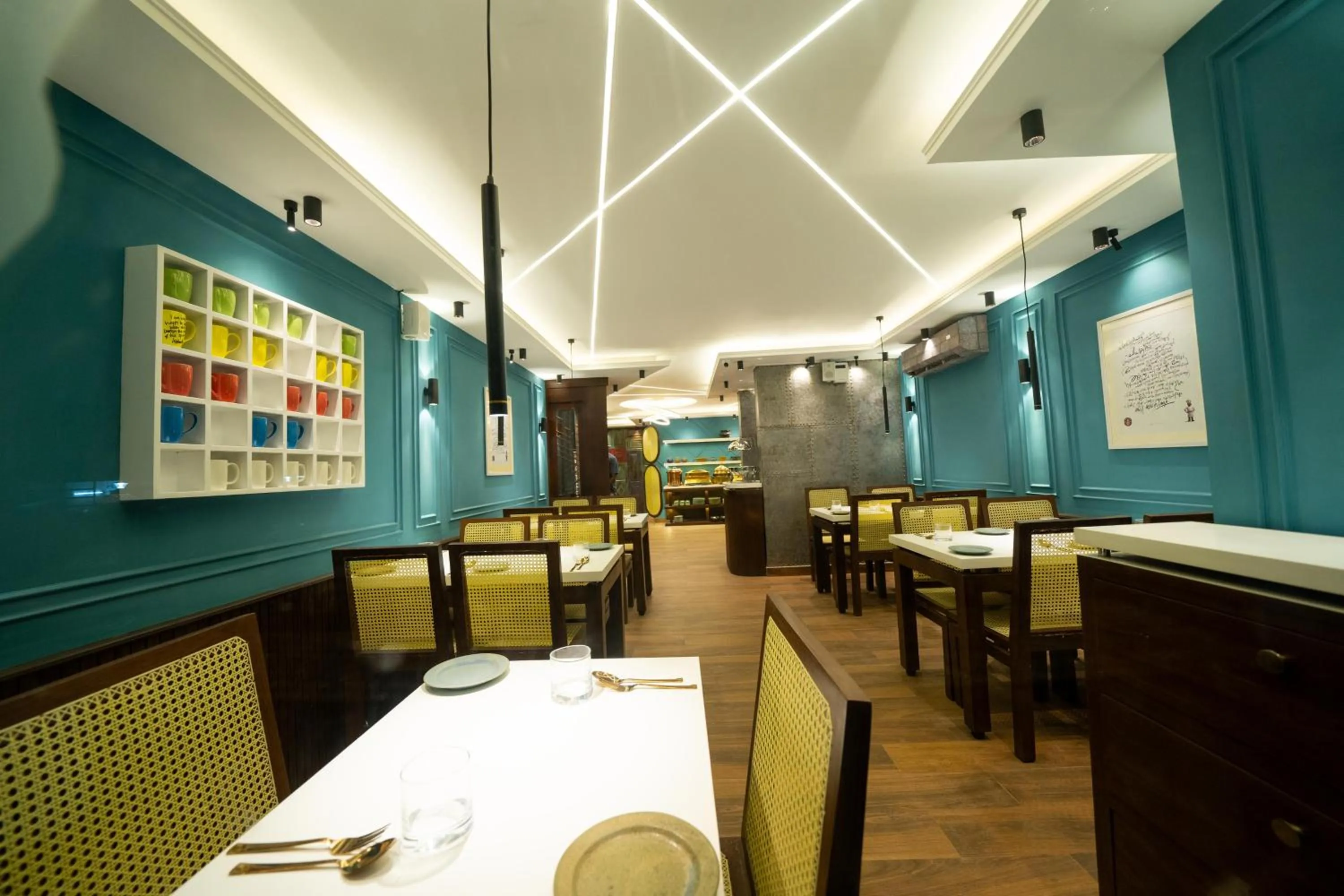 Restaurant/places to eat in Treebo Time Square Marine Drive