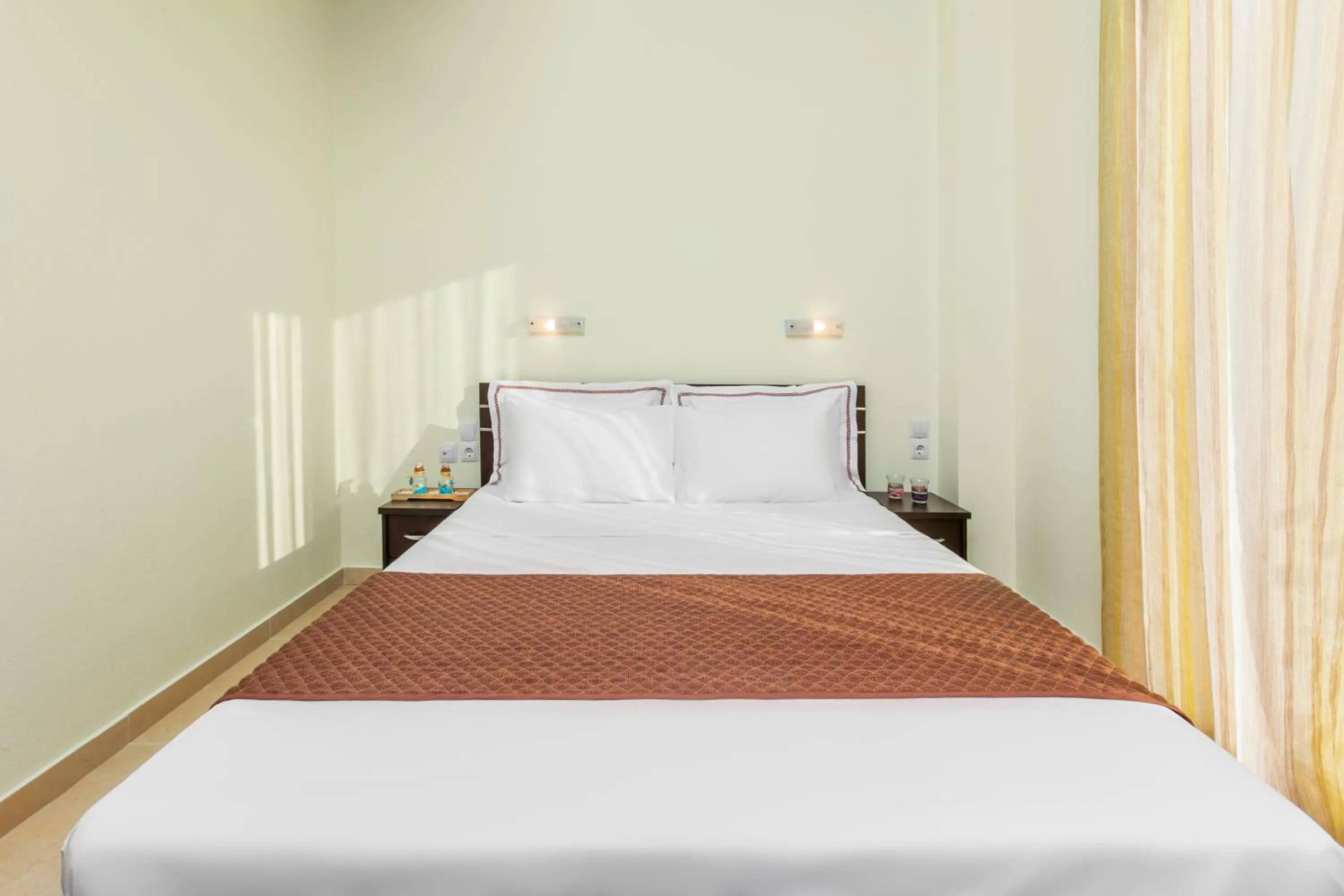 Bedroom, Bed in Belohorizonte Fine Accommodation