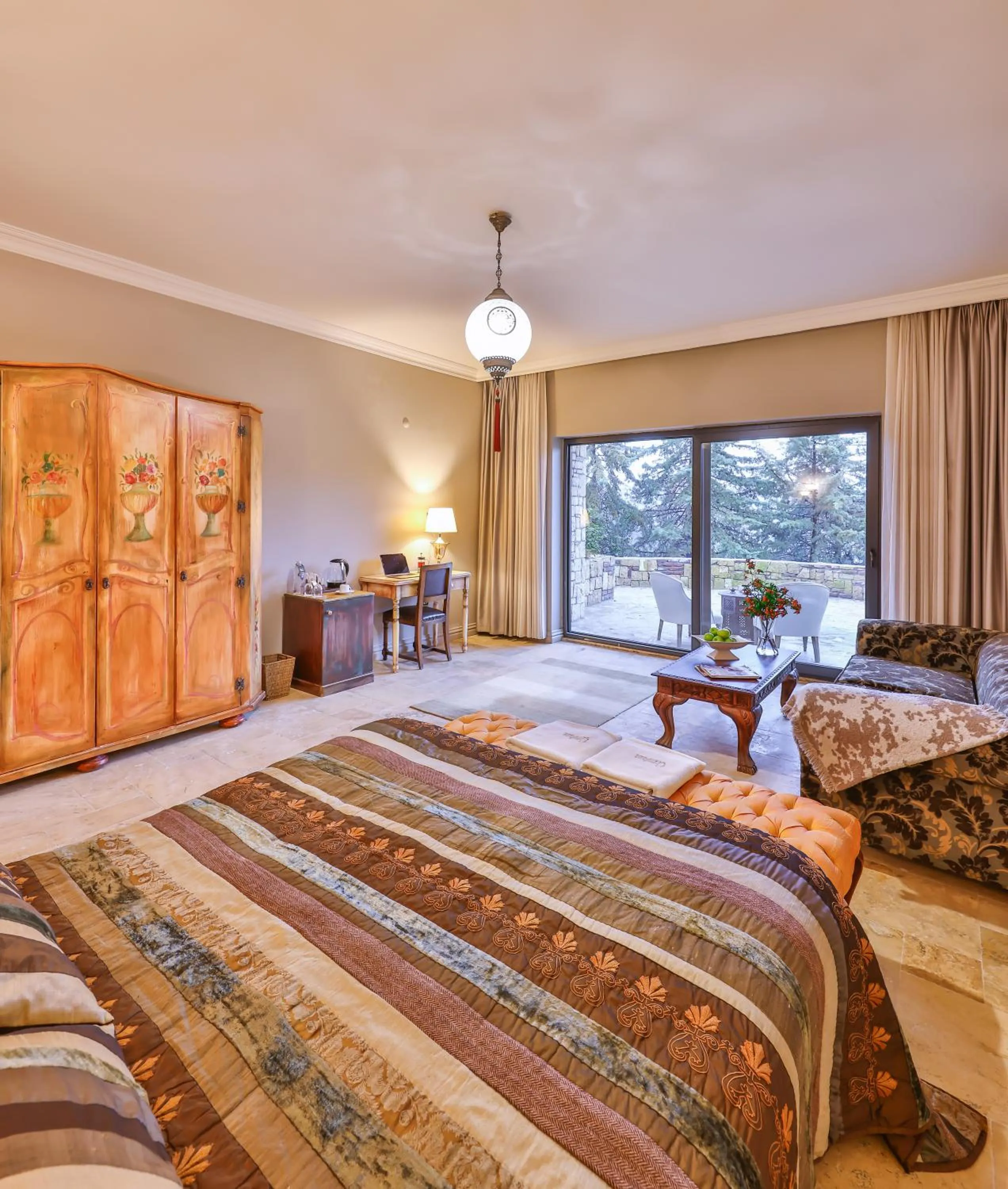 Bed in Çetmihan Hotel