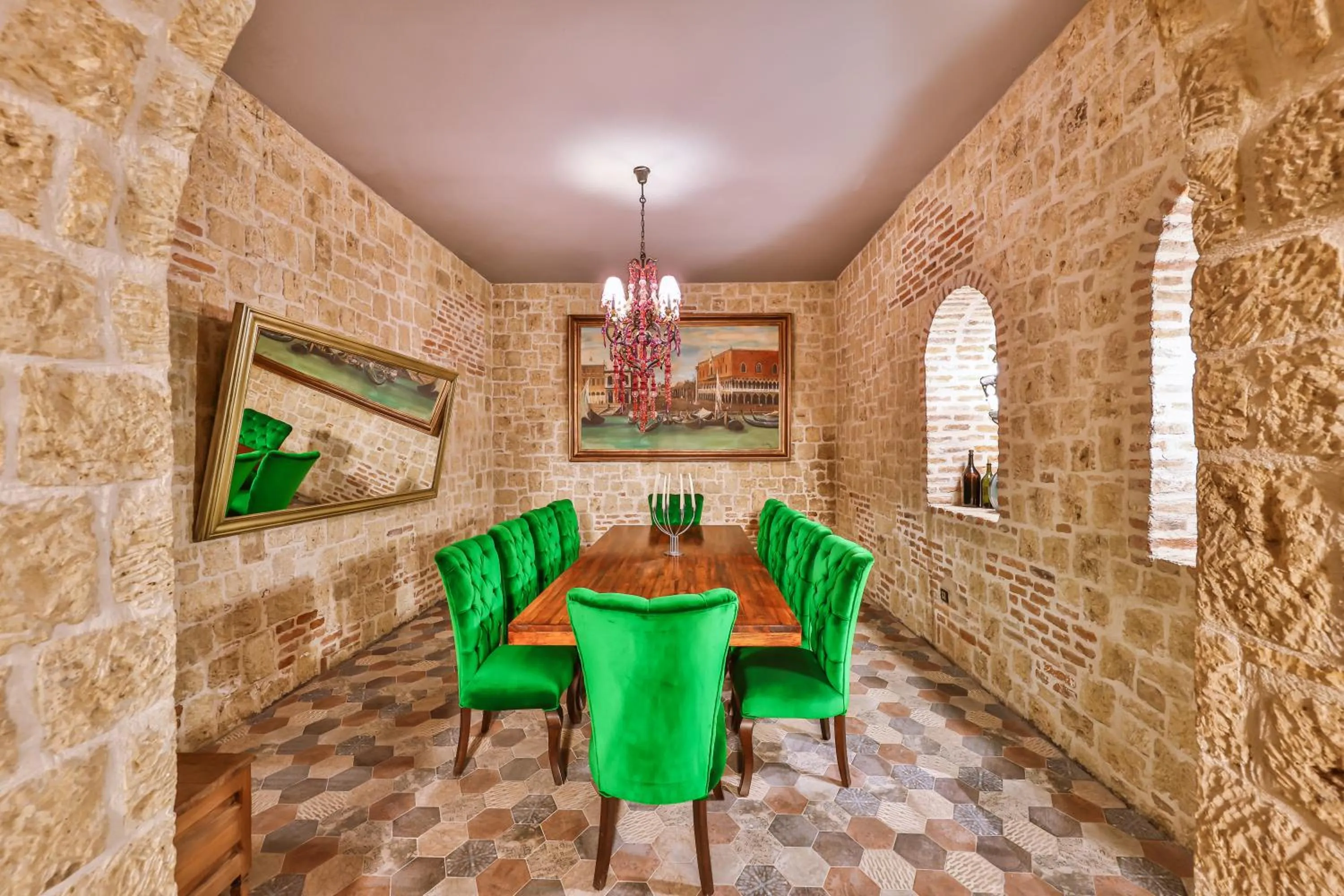 Restaurant/places to eat in Çetmihan Hotel