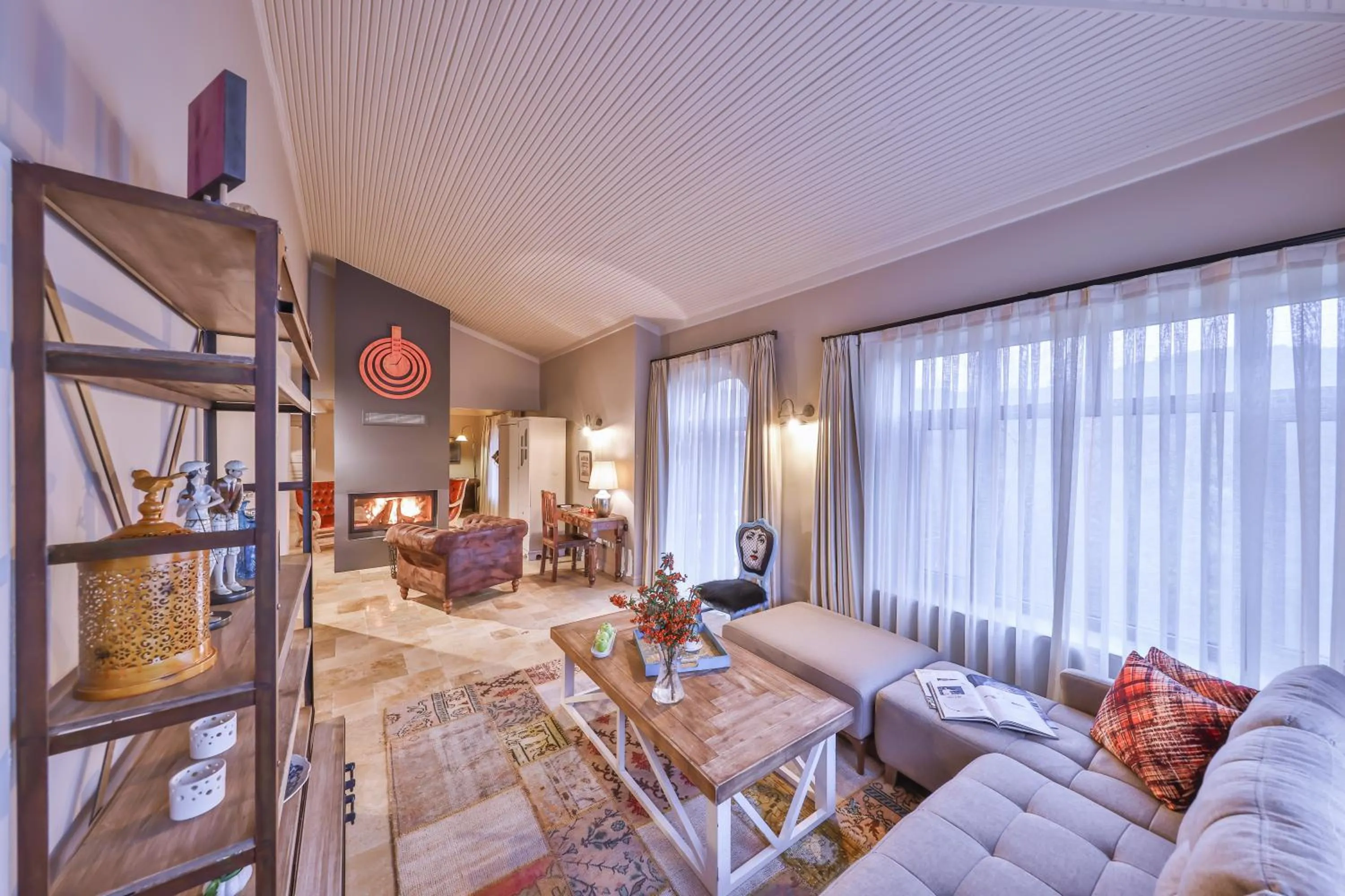 Seating area in Çetmihan Hotel