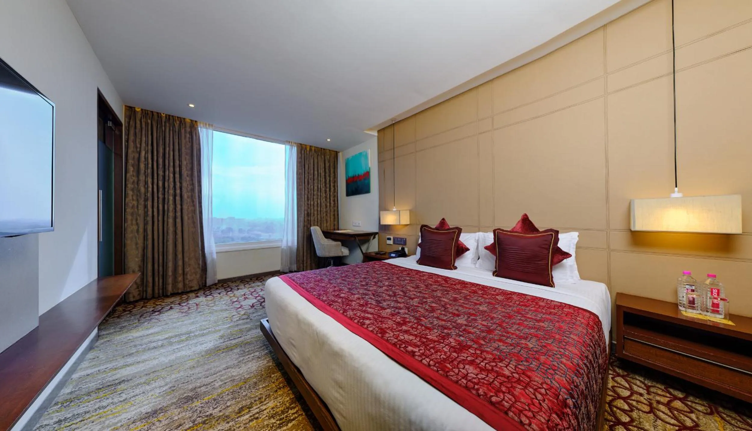 Bedroom, Bed in Sayaji Vadodara