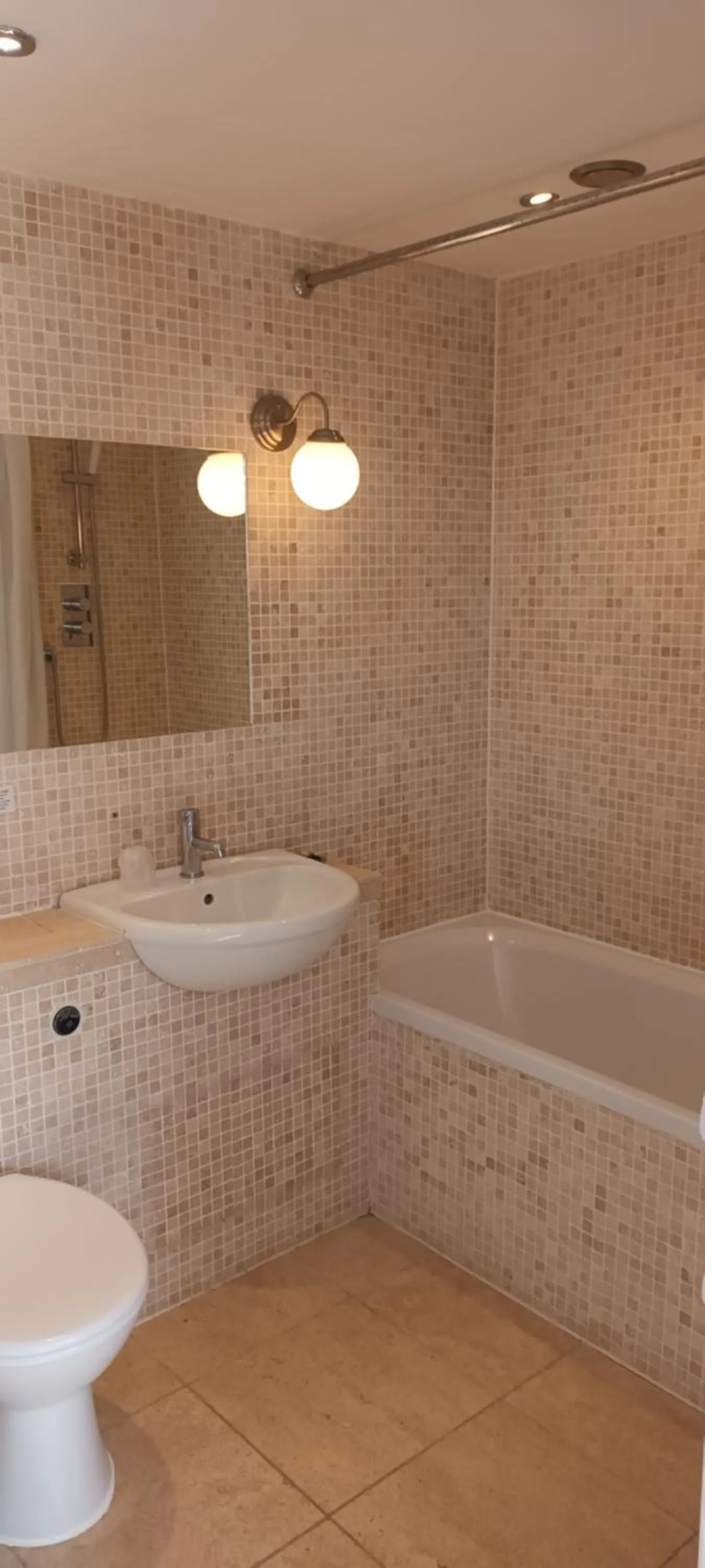 Bathroom in Riverdale Hall Hotel & Leisure