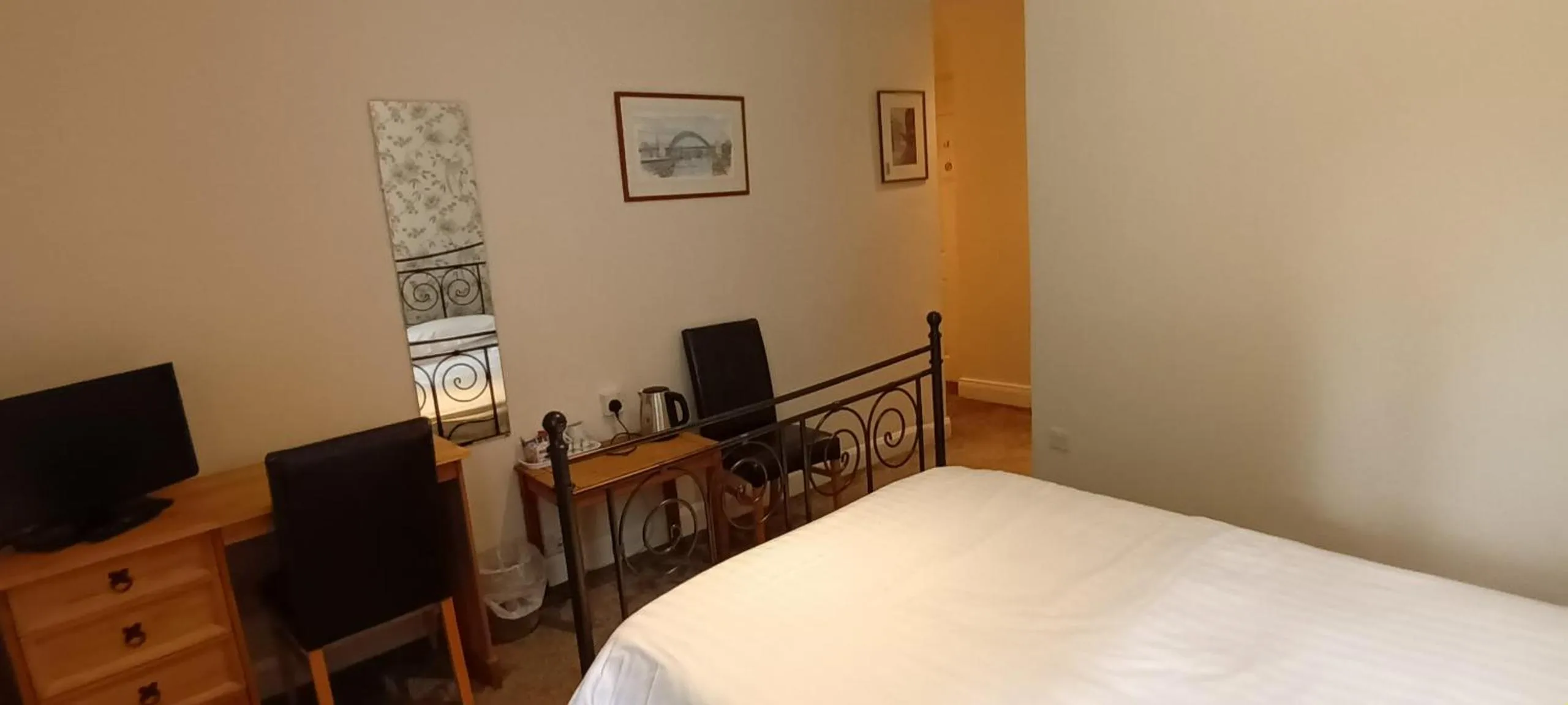 Bedroom, Bed in Riverdale Hall Hotel & Leisure