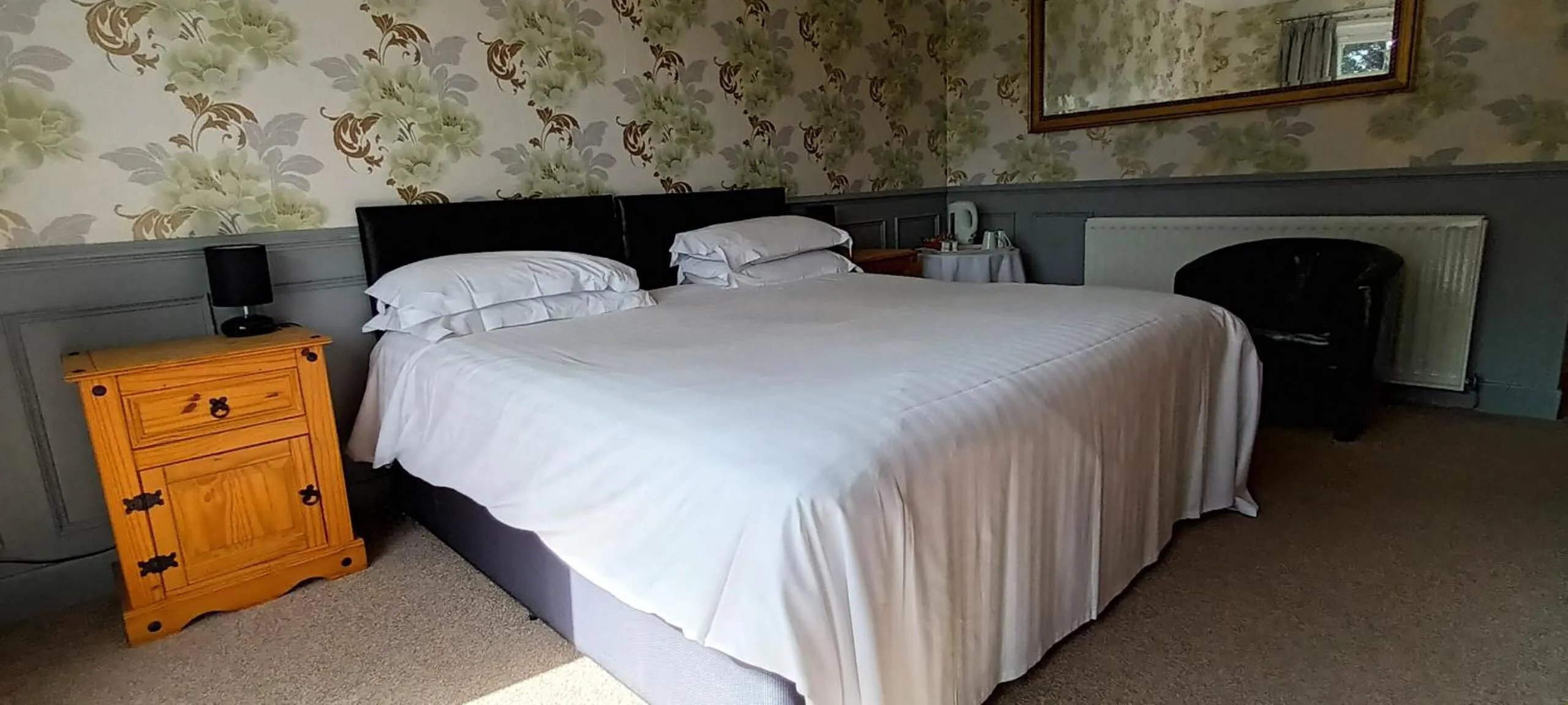 Bedroom, Bed in Riverdale Hall Hotel & Leisure