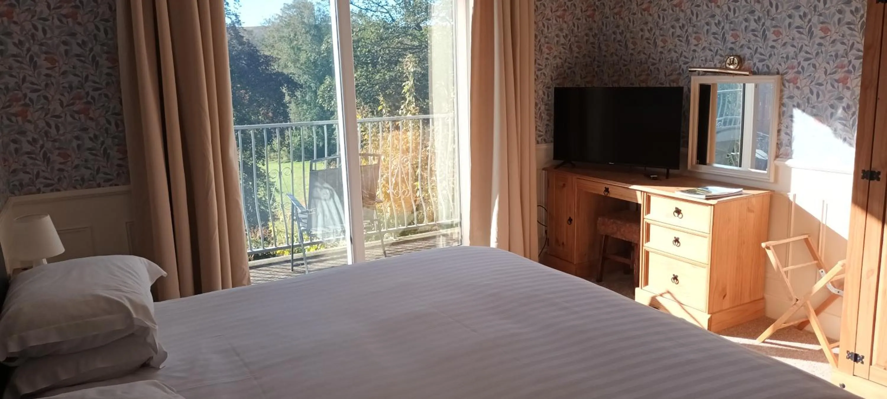 Bedroom, Bed in Riverdale Hall Hotel & Leisure