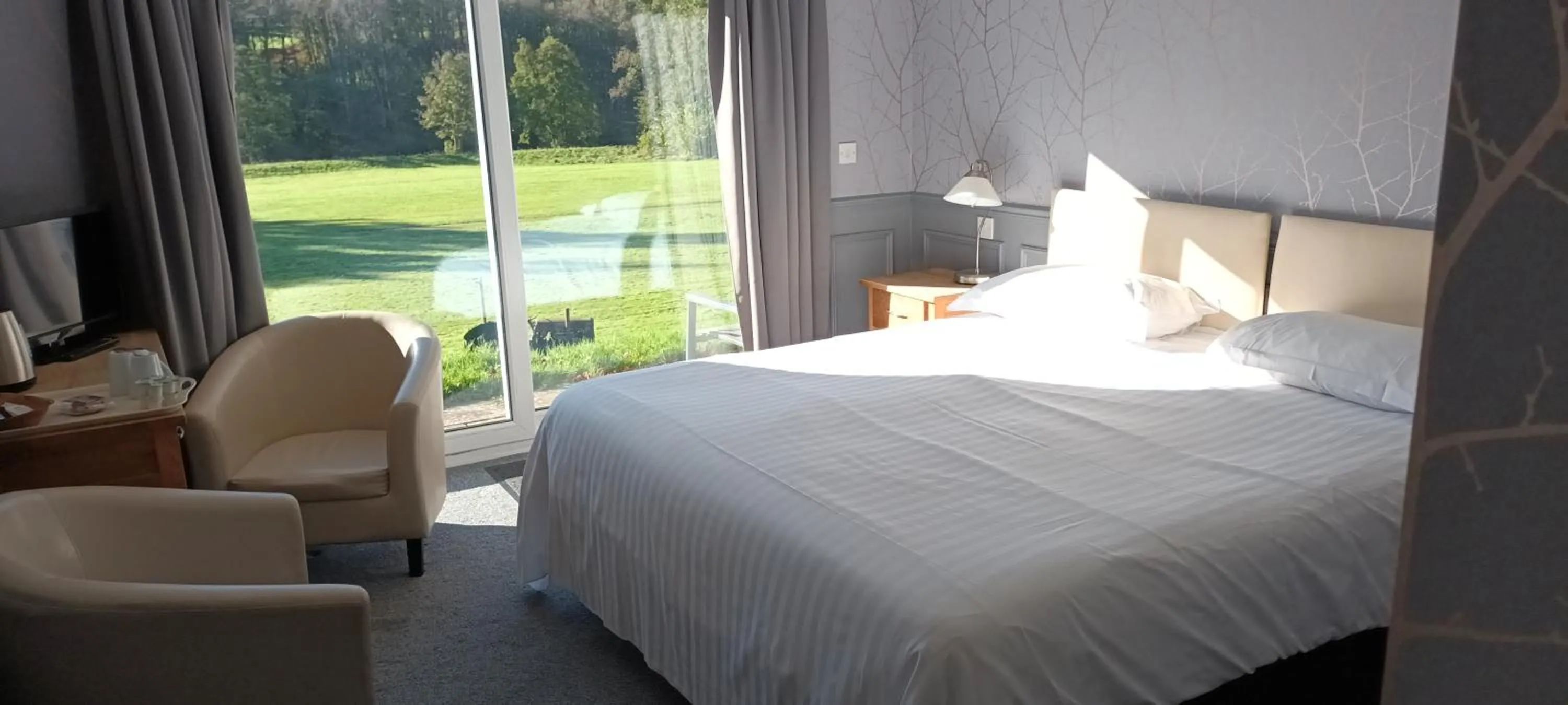 Bedroom, Bed in Riverdale Hall Hotel & Leisure