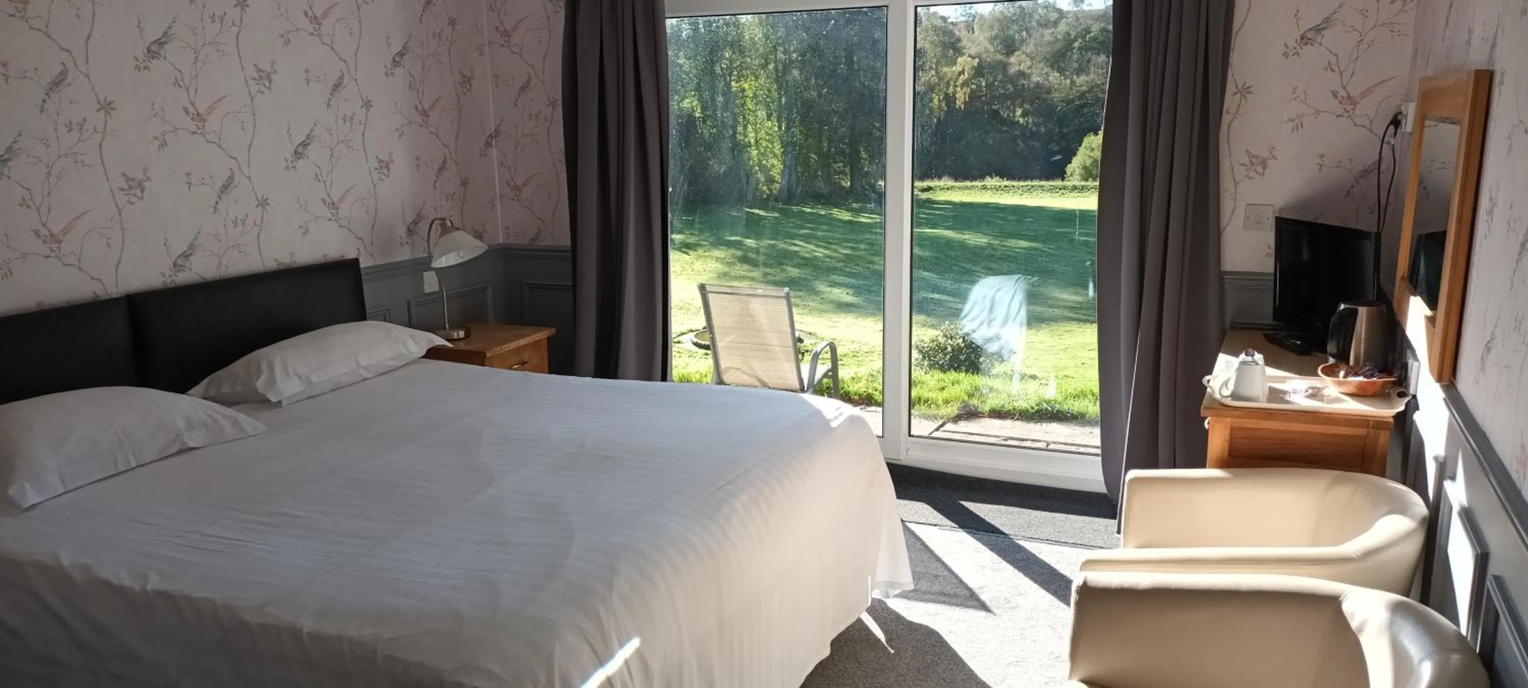 Bedroom, Bed in Riverdale Hall Hotel & Leisure