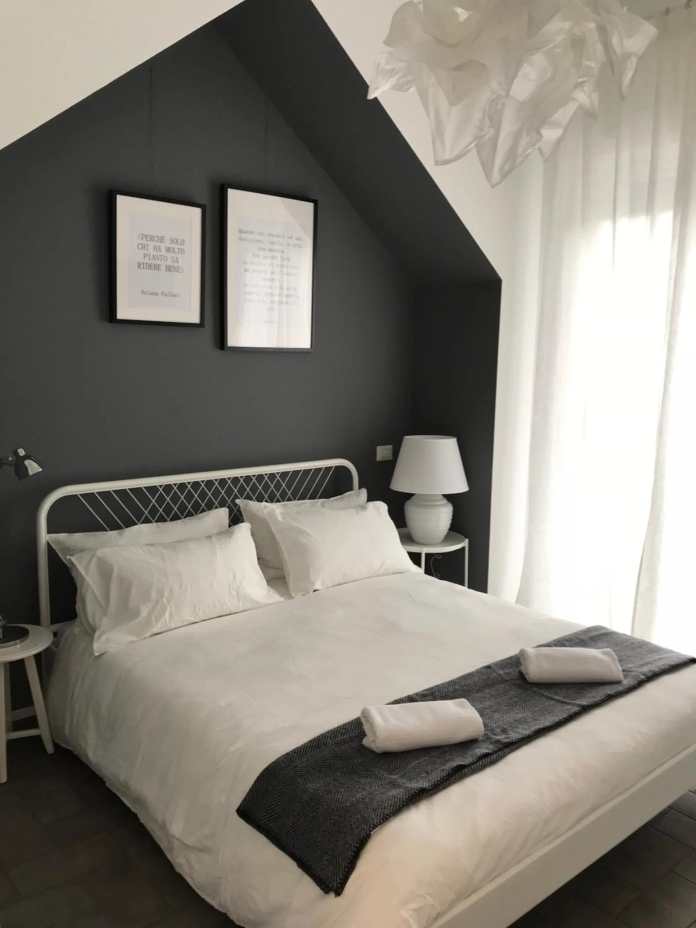 Bed in Salerno M'illumina