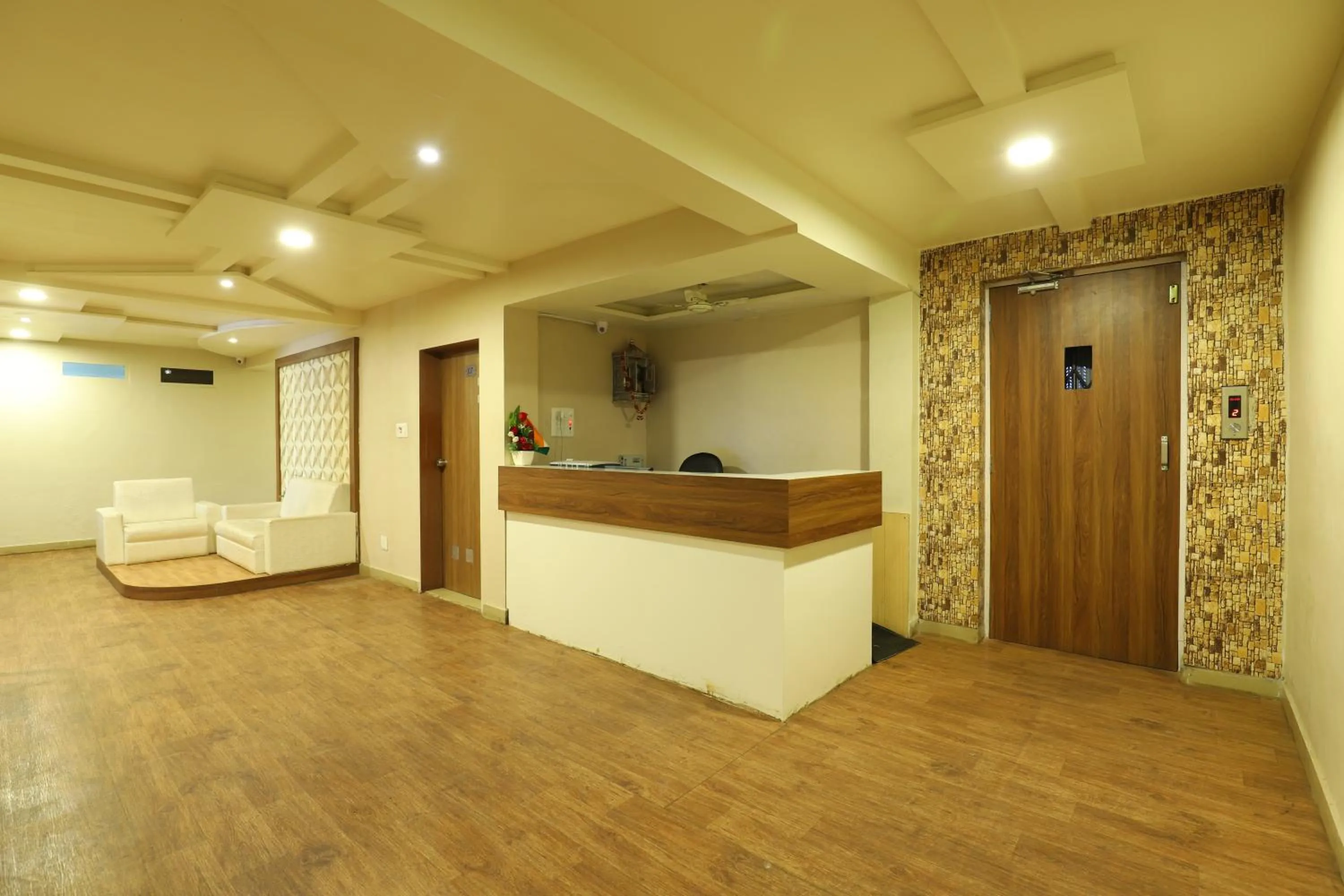 Hotel Loyal Residency