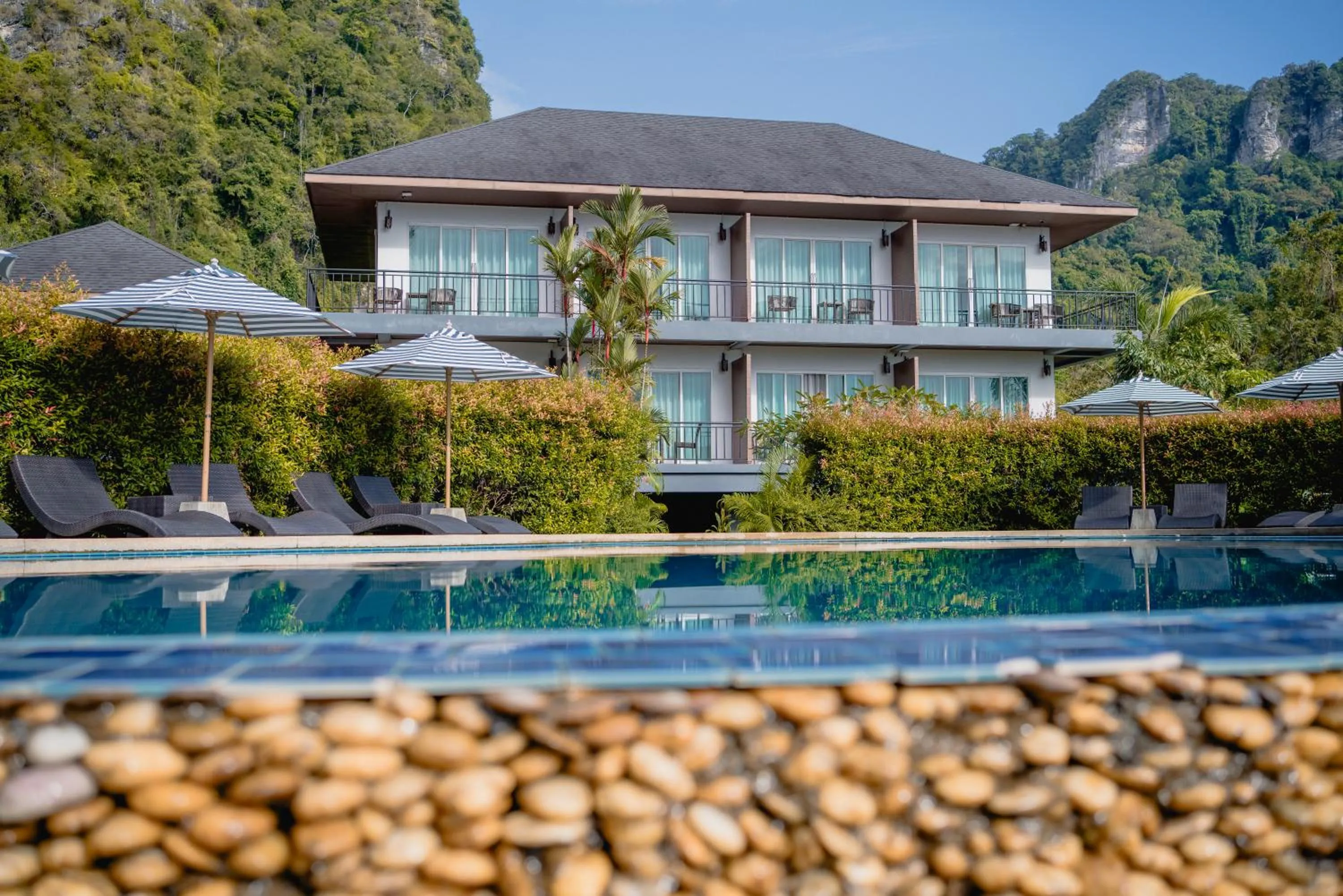 Property building in Railay Phutawan Resort