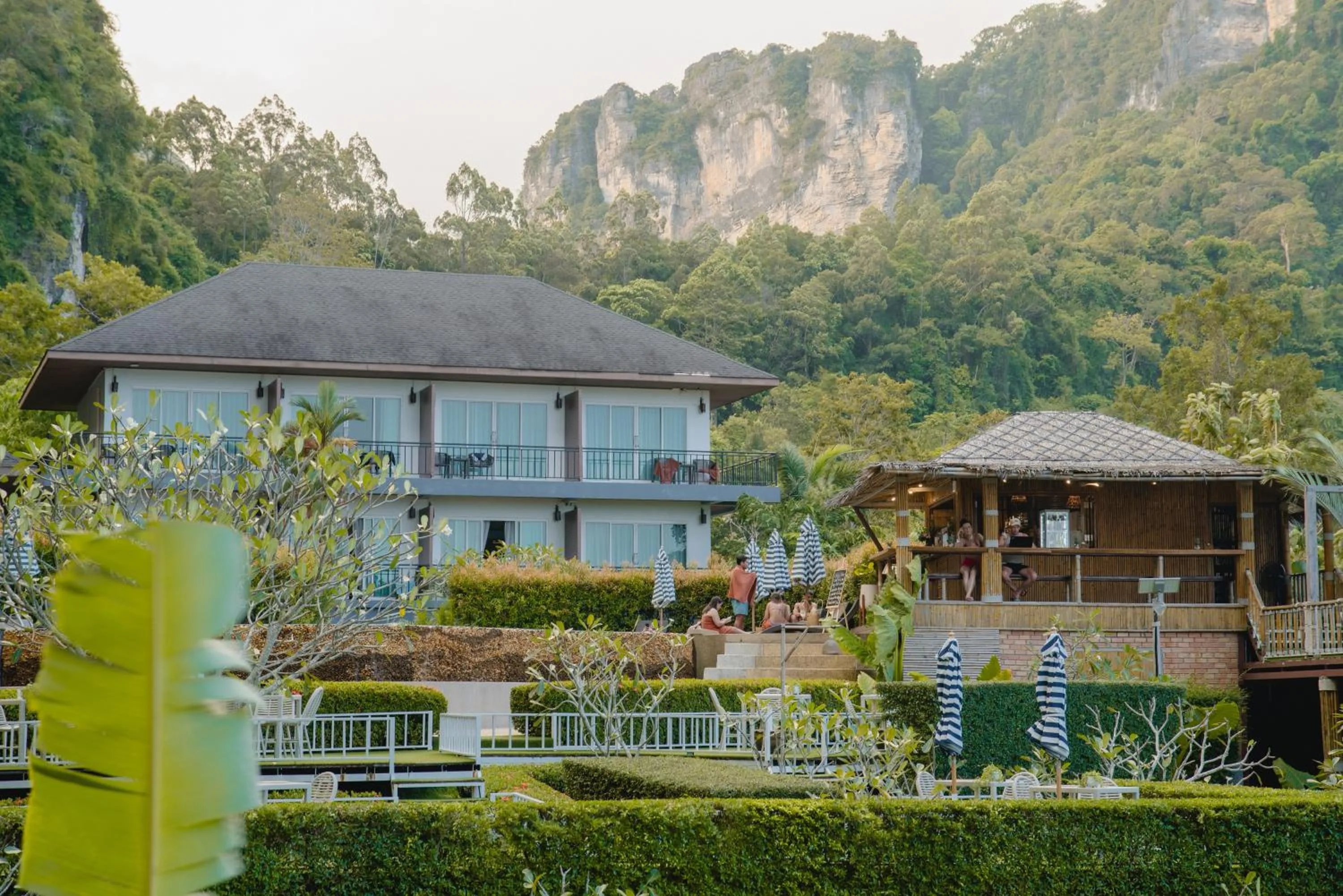 Property building in Railay Phutawan Resort