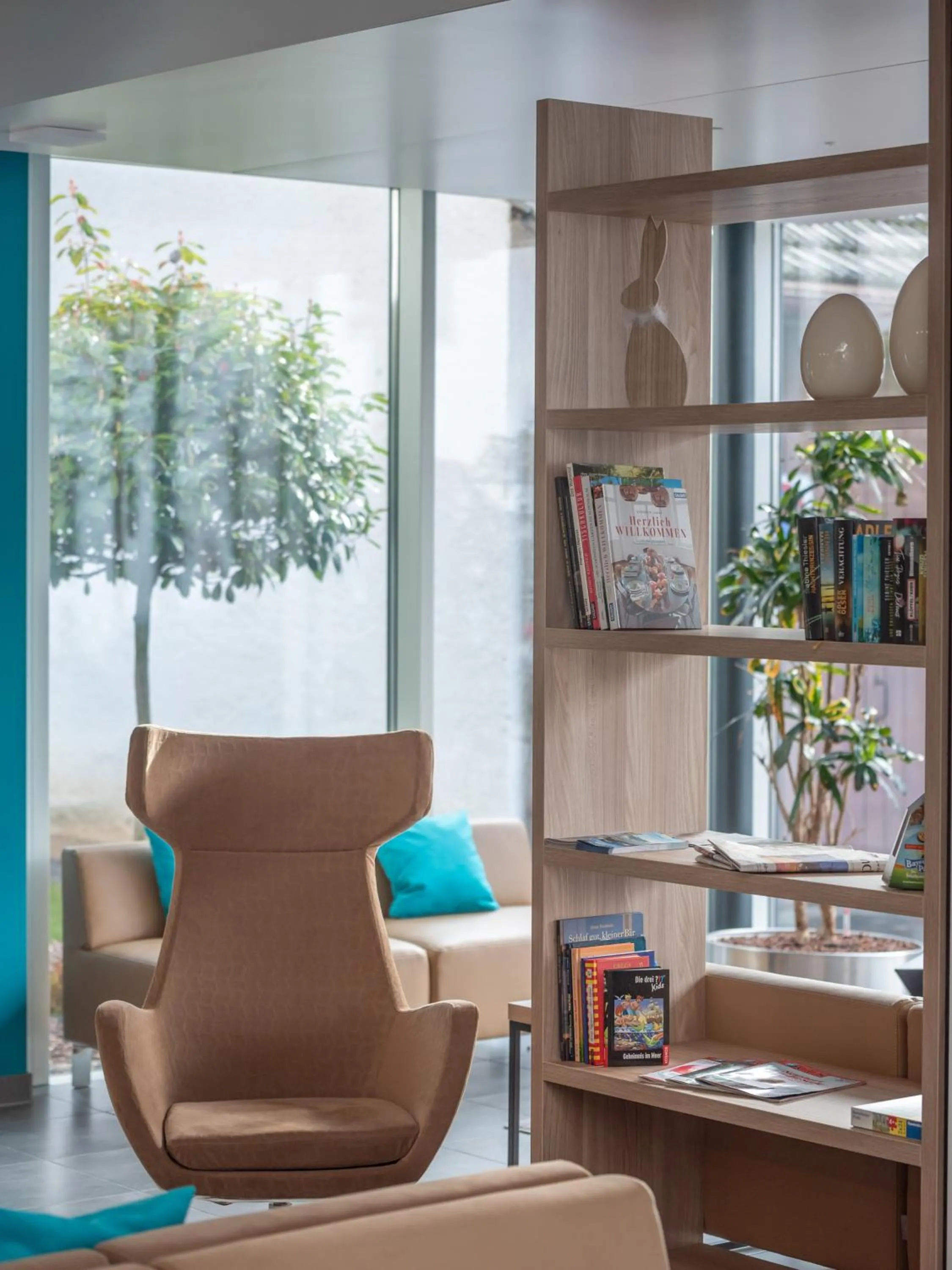 Living room in WESTSIDE Hotel