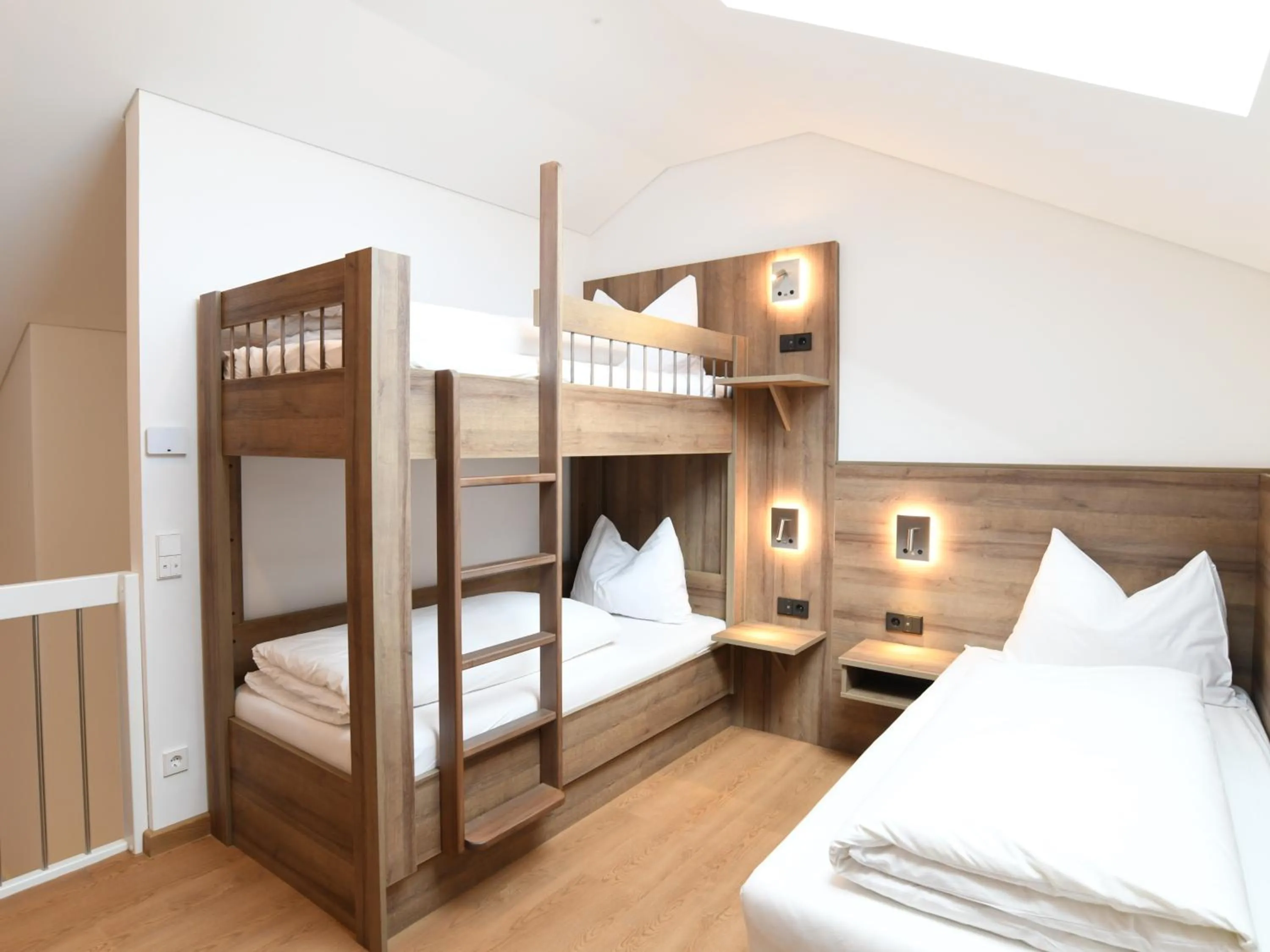 bunk bed, Bed in WESTSIDE Hotel