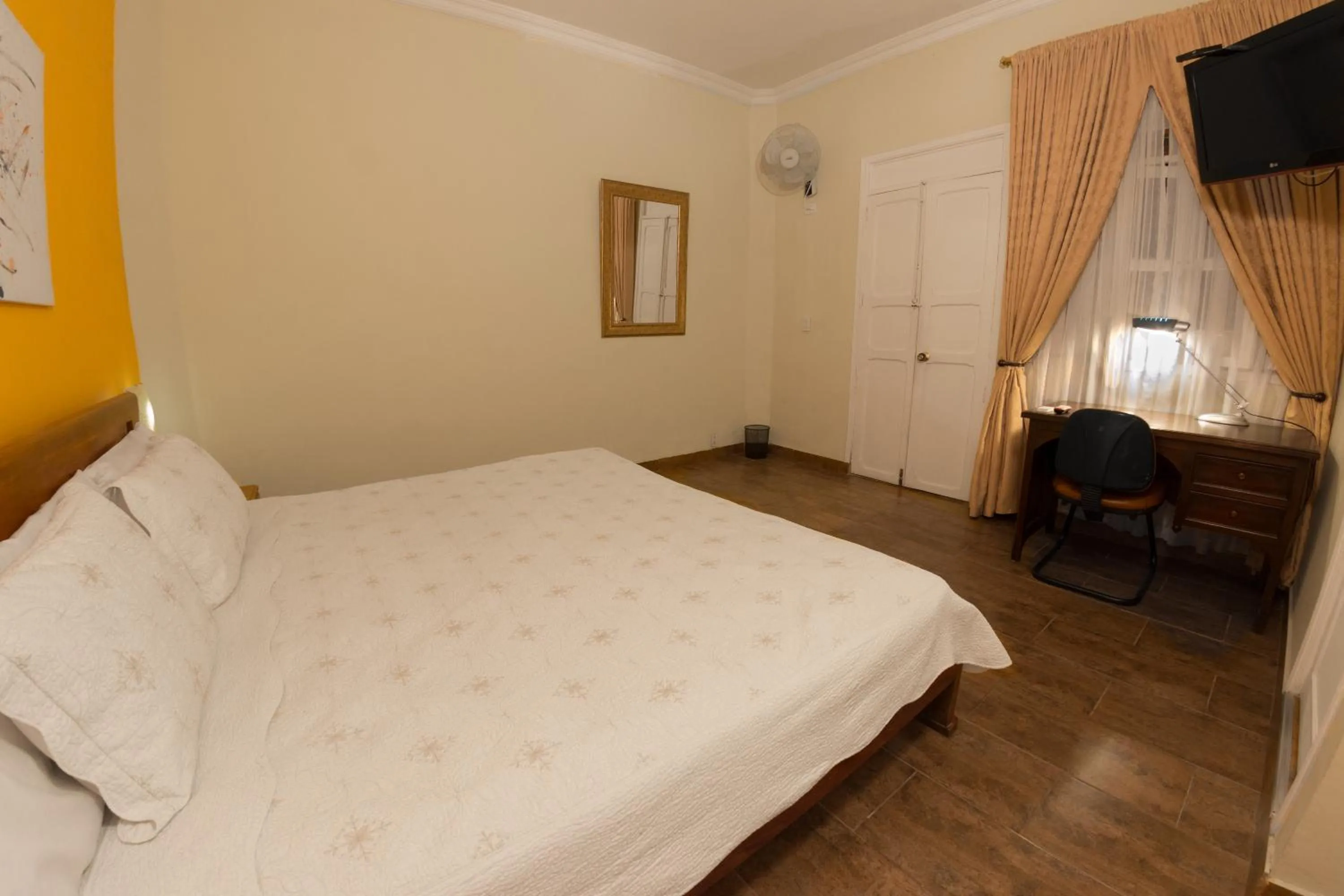 Bed in 61Prado Hotel