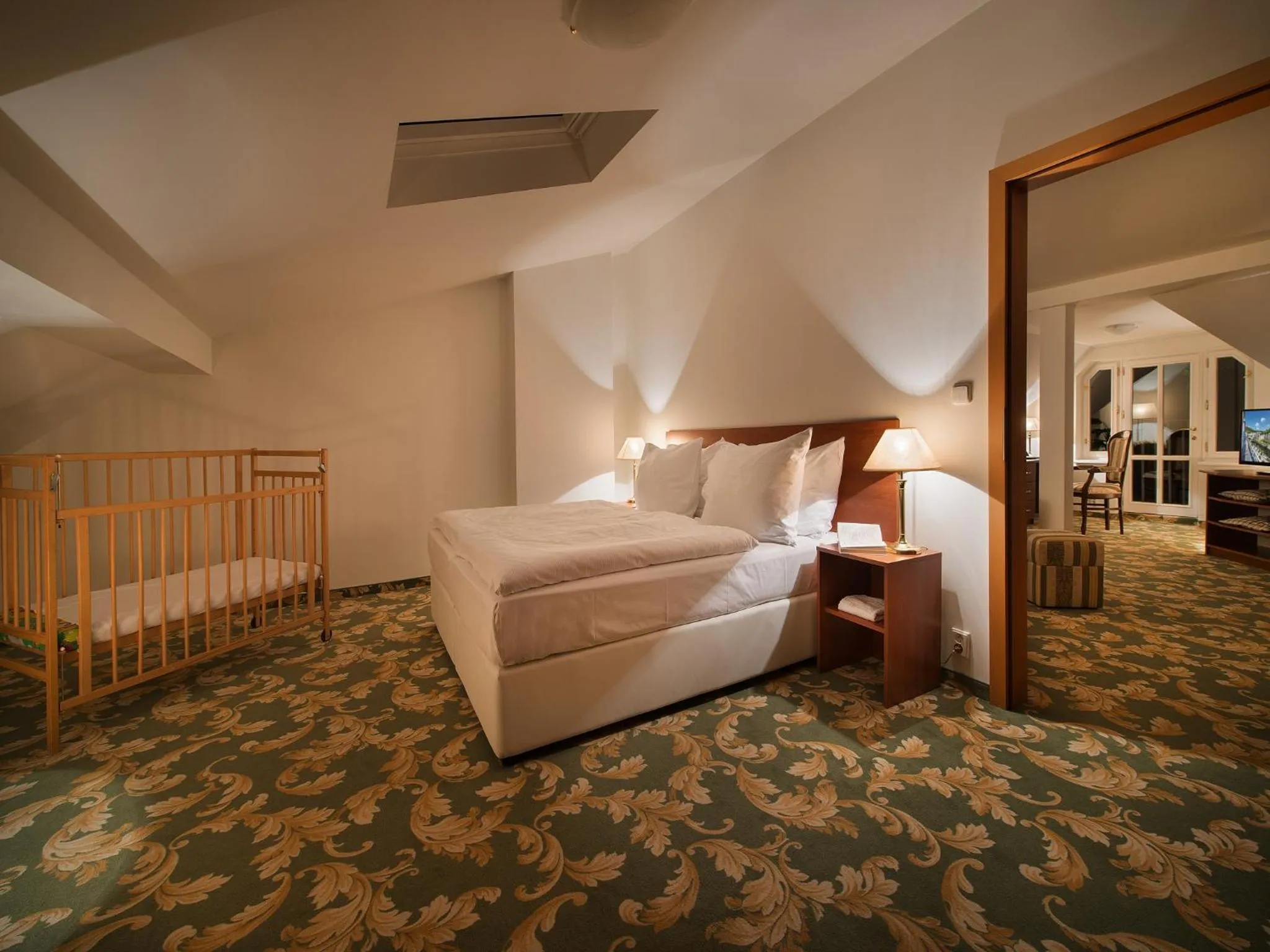 Bedroom, Bed in EA Hotel Elefant